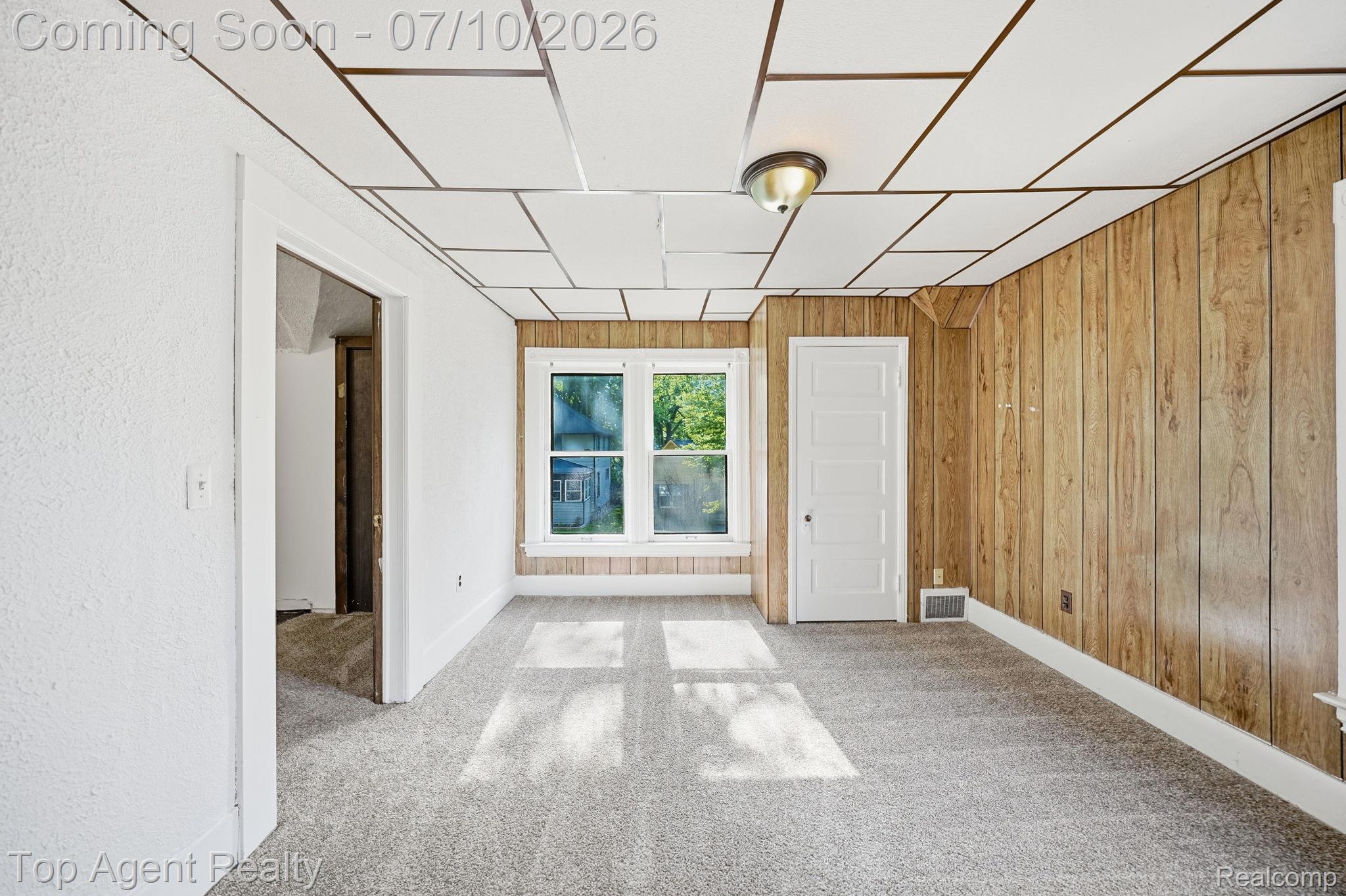 74 Washington Street Property Photo 30