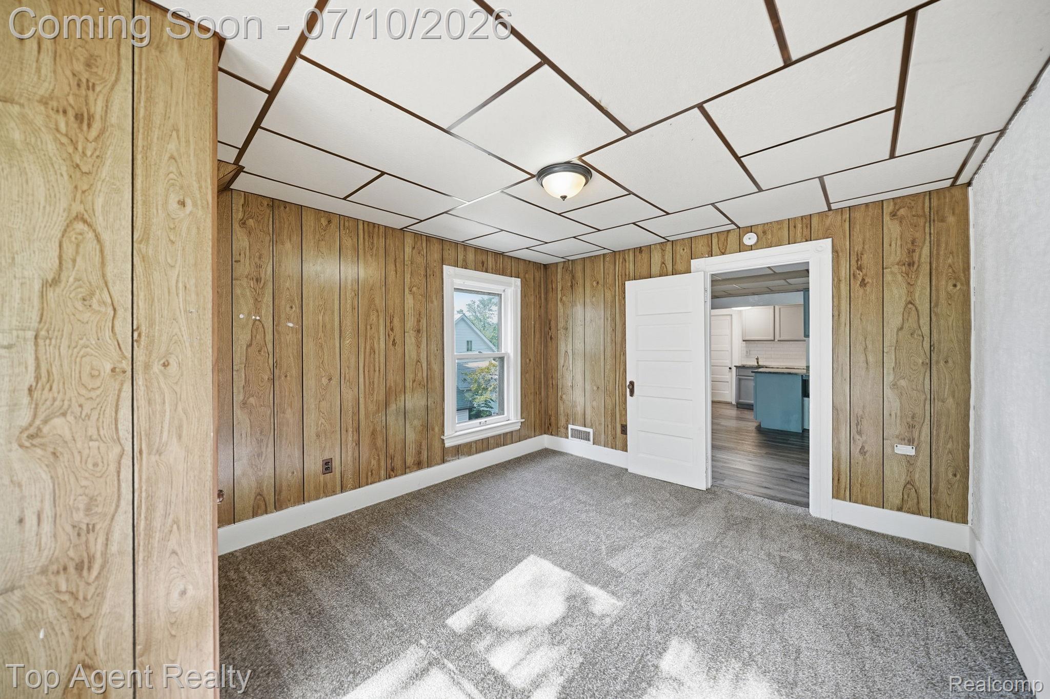 74 Washington Street Property Photo 31