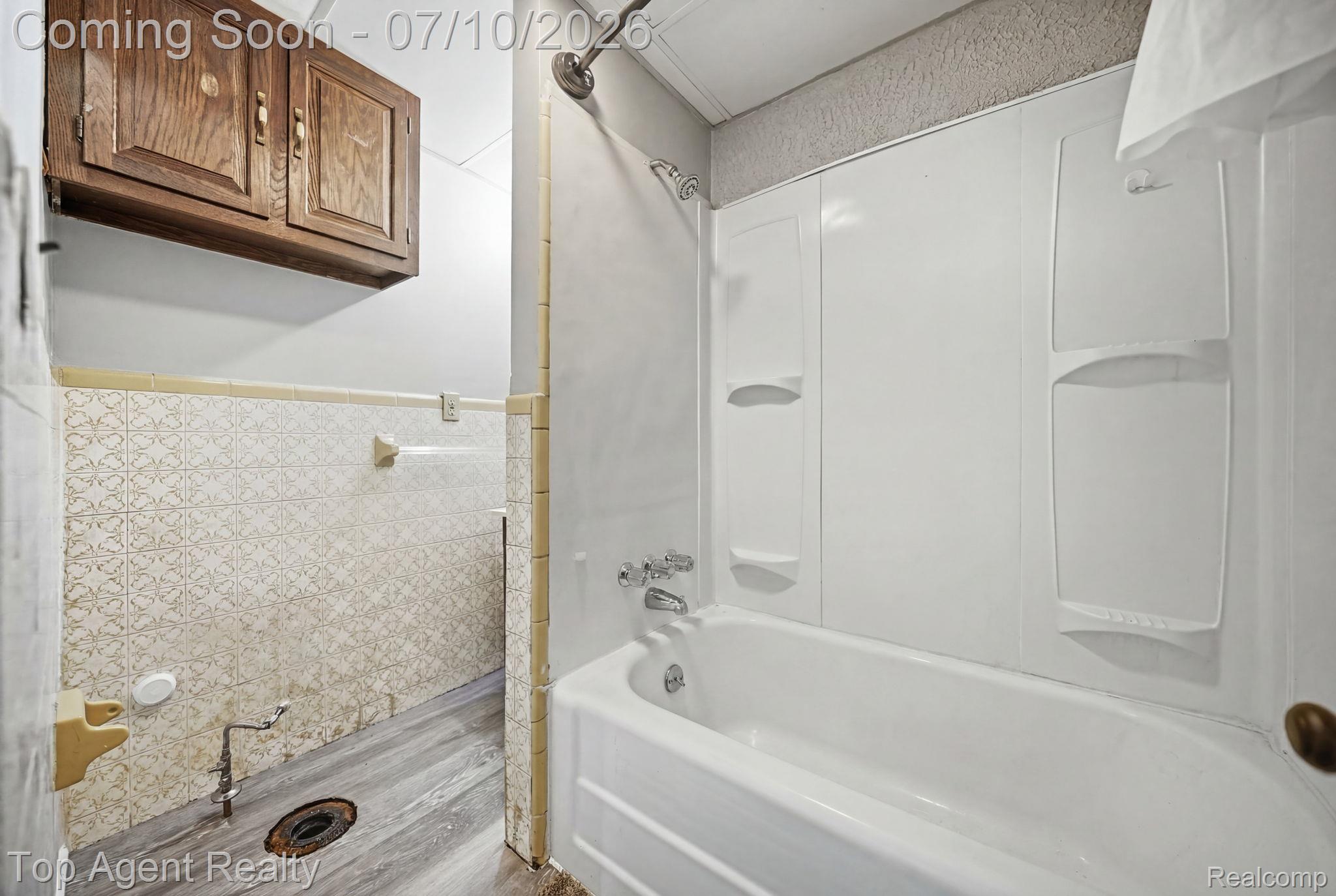 74 Washington Street Property Photo 36