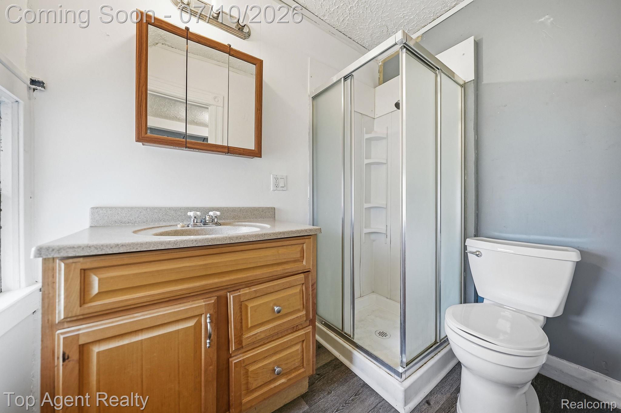 74 Washington Street Property Photo 37