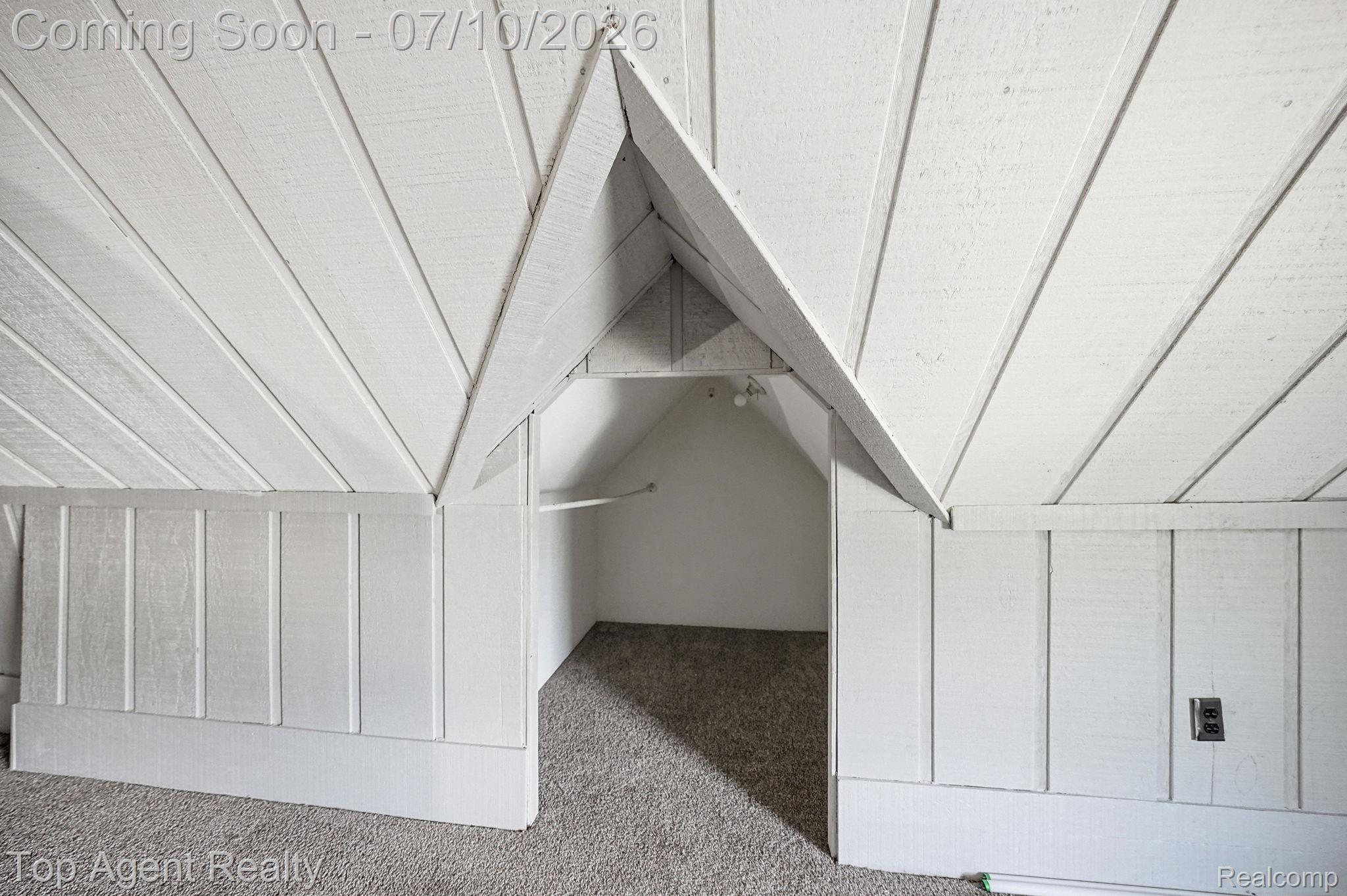 74 Washington Street Property Photo 40
