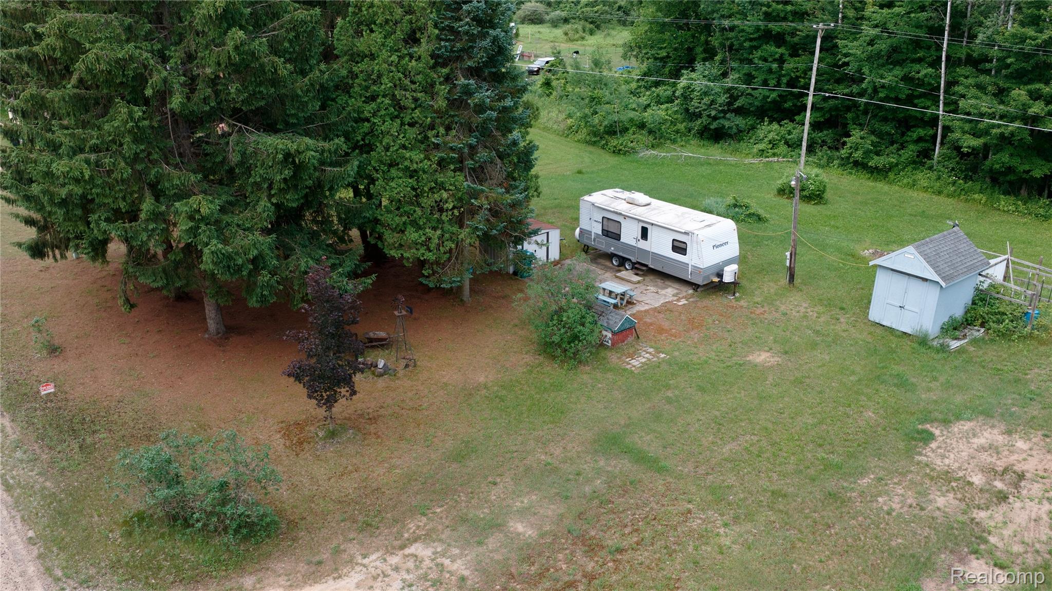 1900 Hay Road Property Photo 1