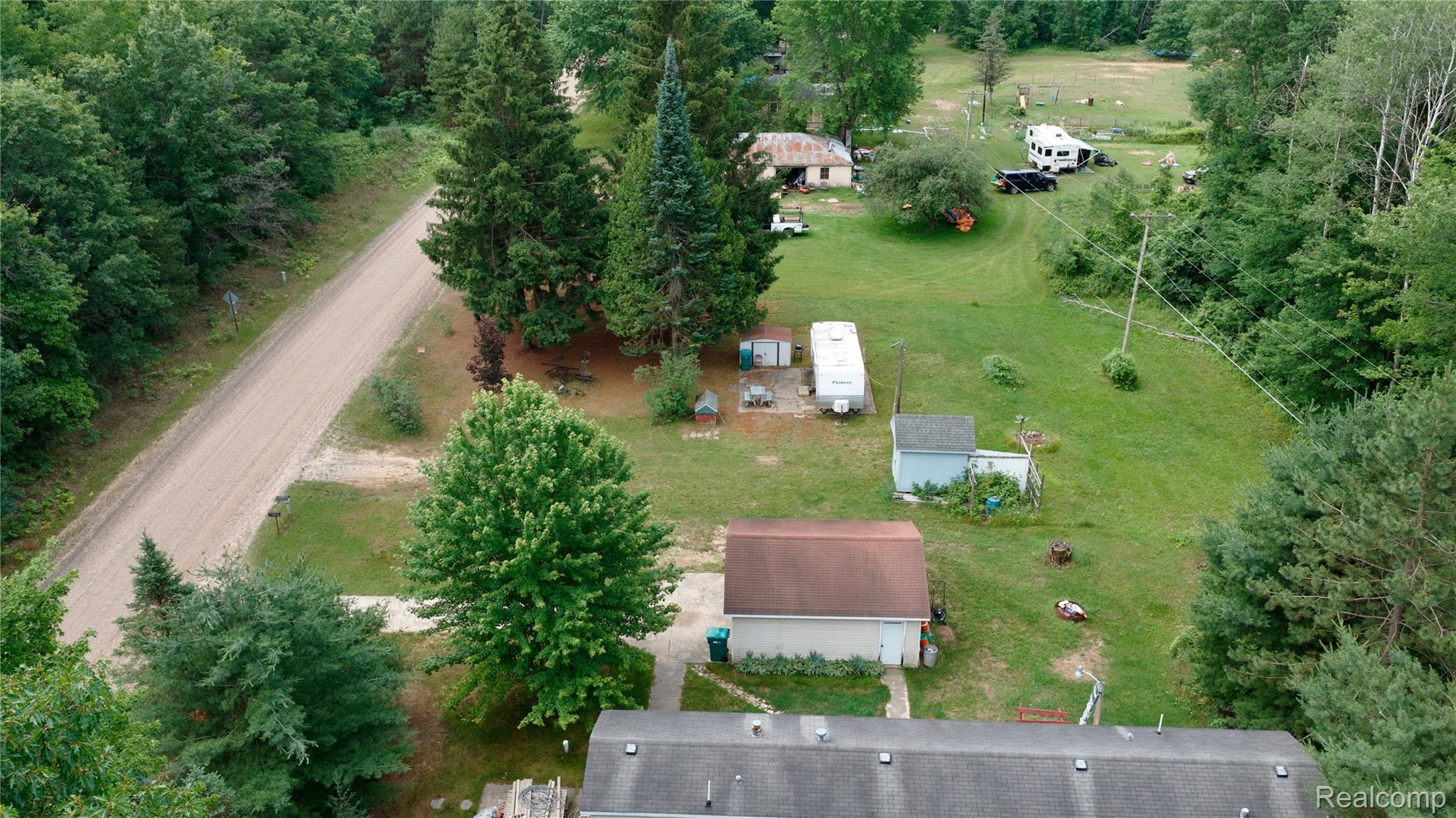 1900 Hay Road Property Photo 3