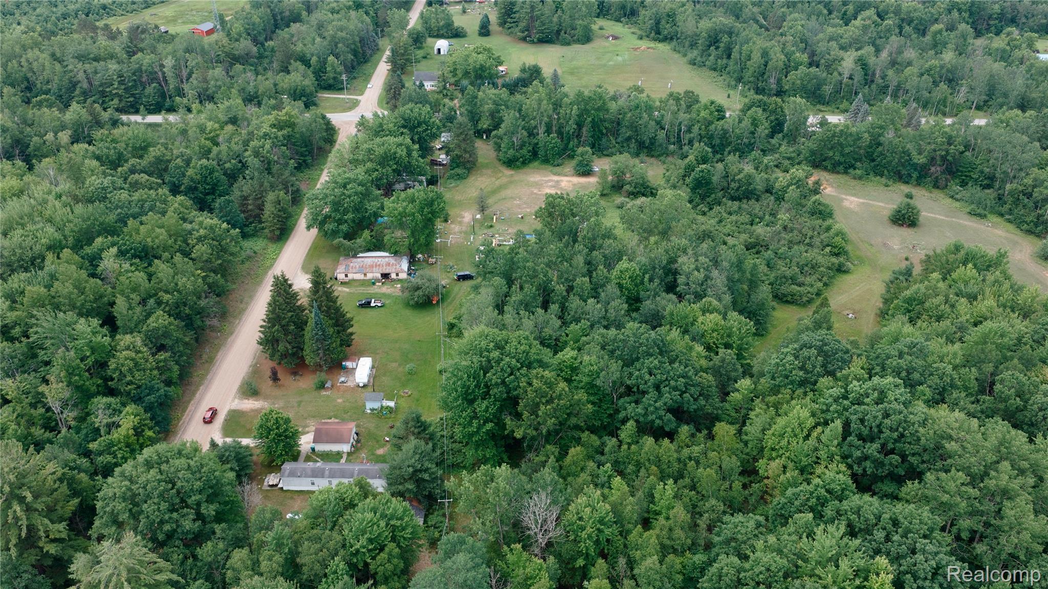 1900 Hay Road Property Photo 8
