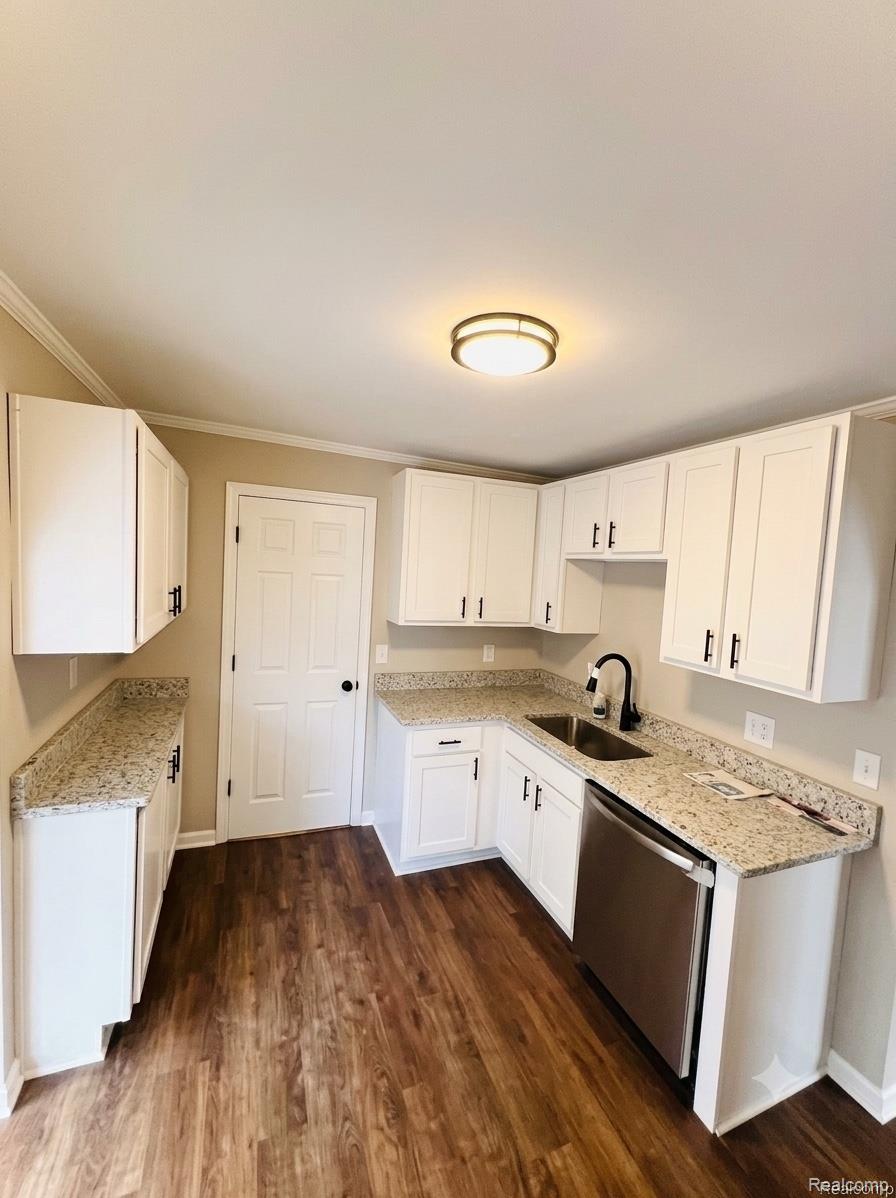 557 White Avenue Property Photo 14