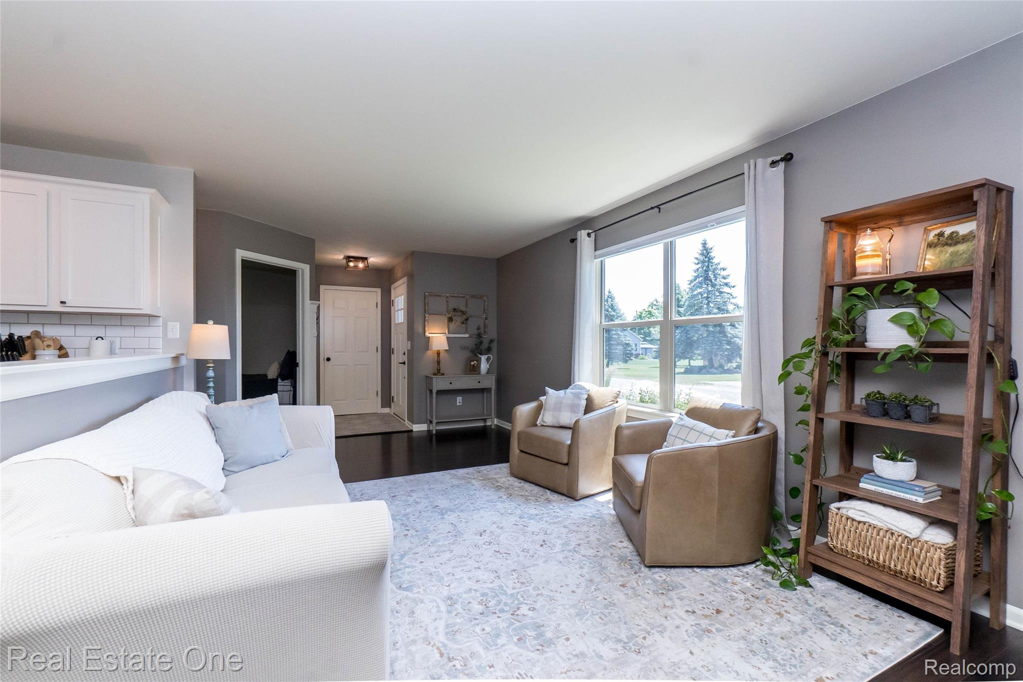9331 Clifton Avenue Property Photo 12