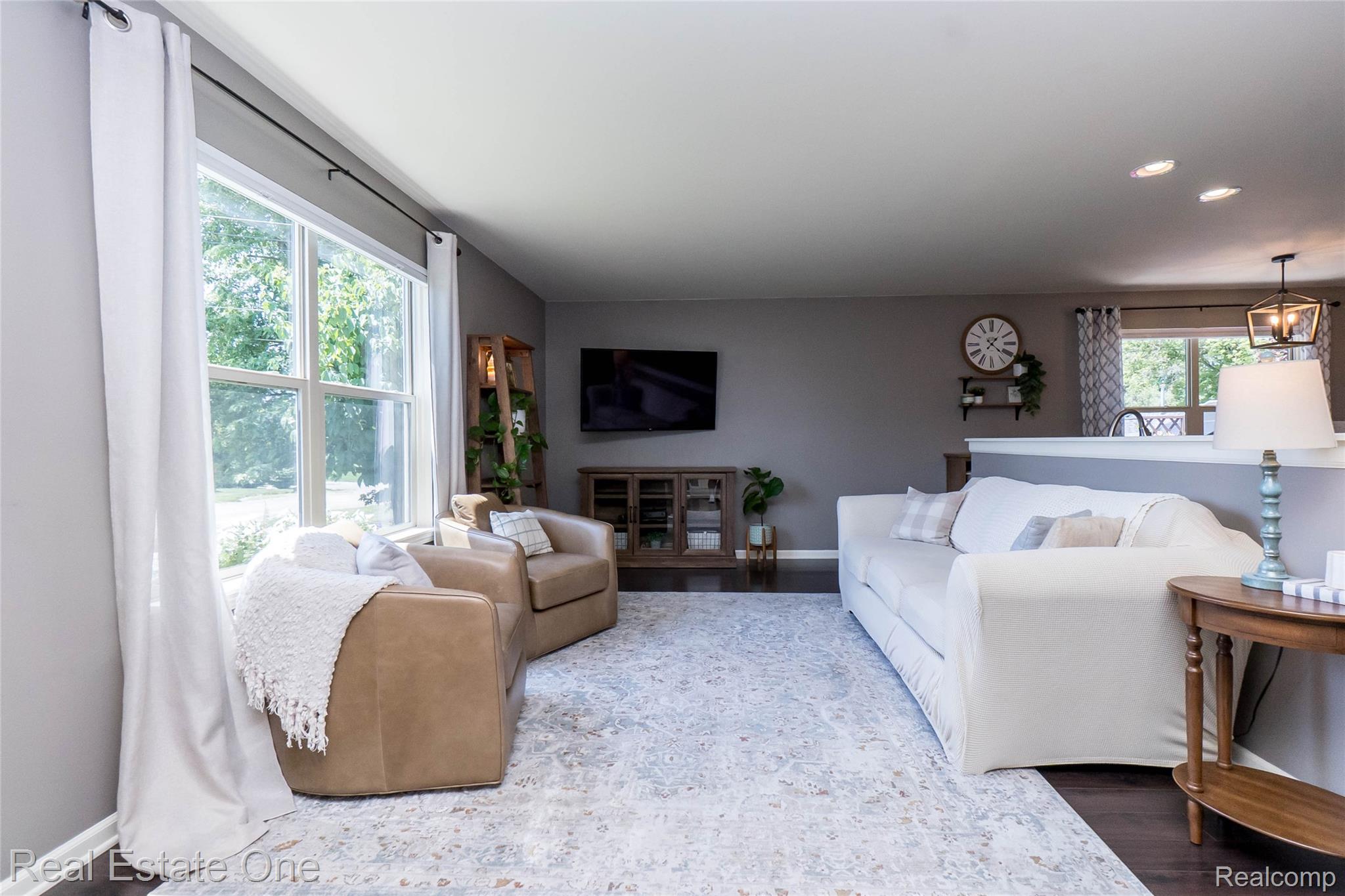 9331 Clifton Avenue Property Photo 14