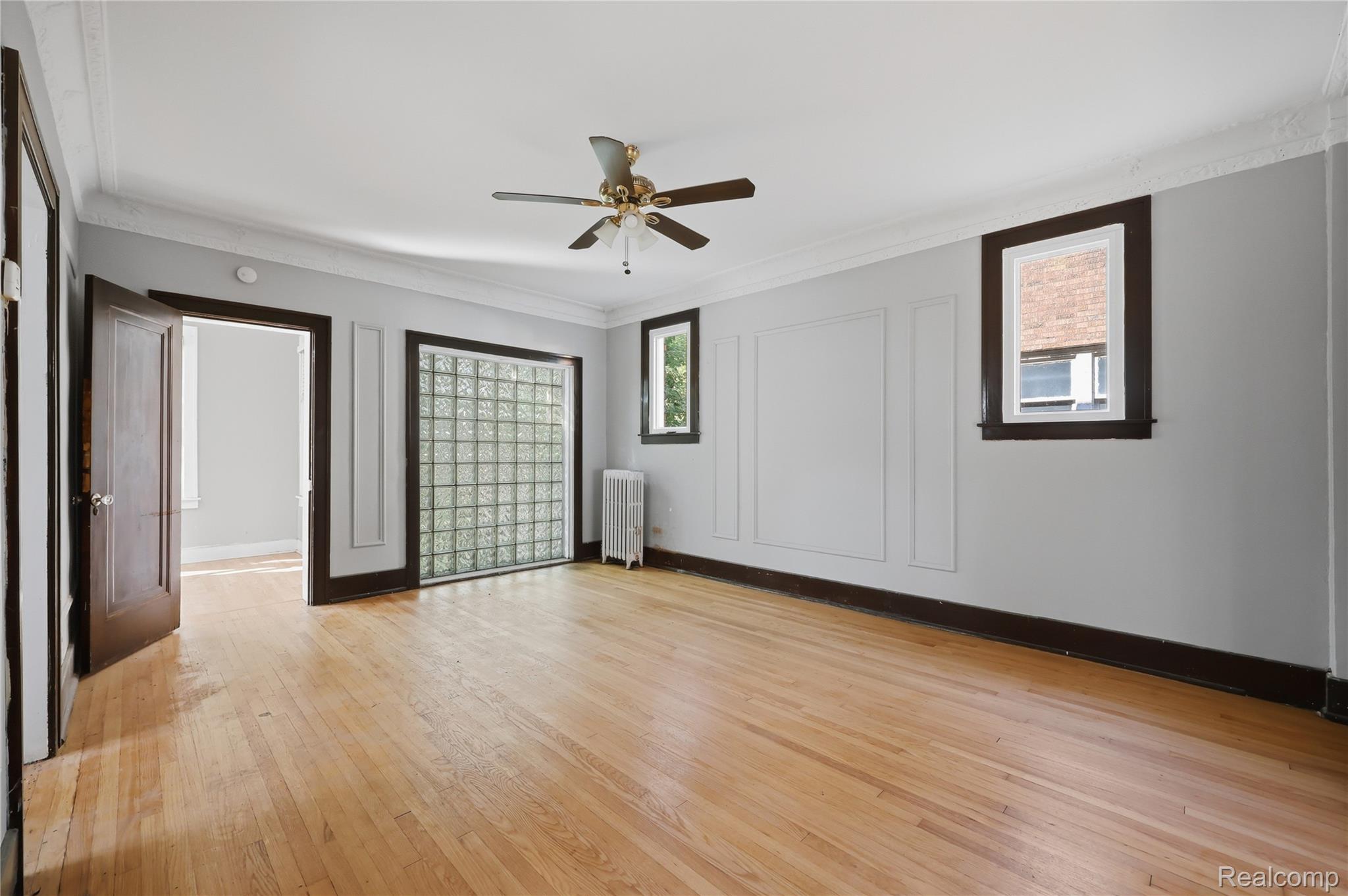 1945 Atkinson Street Property Photo 15