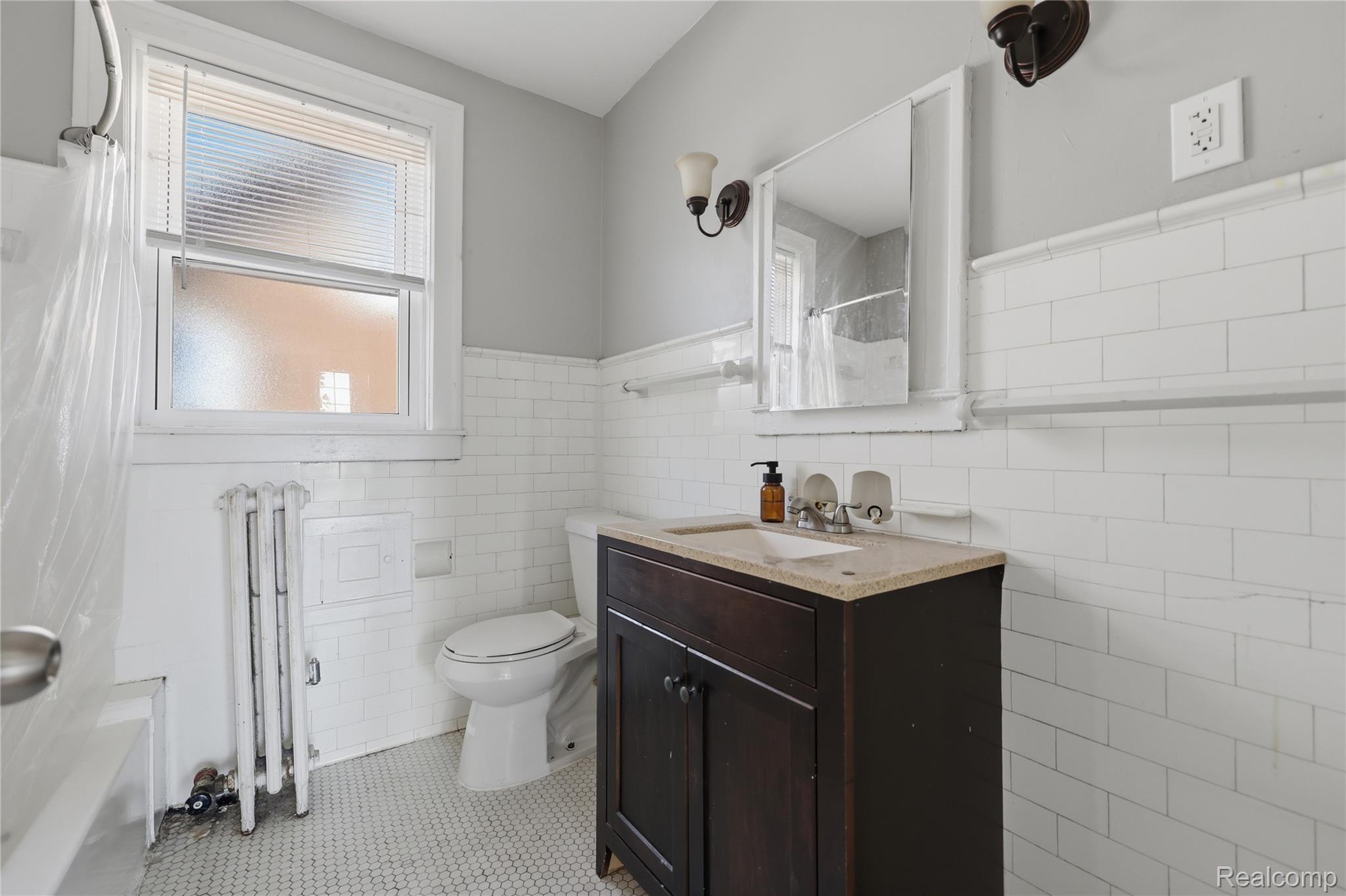 1945 Atkinson Street Property Photo 35