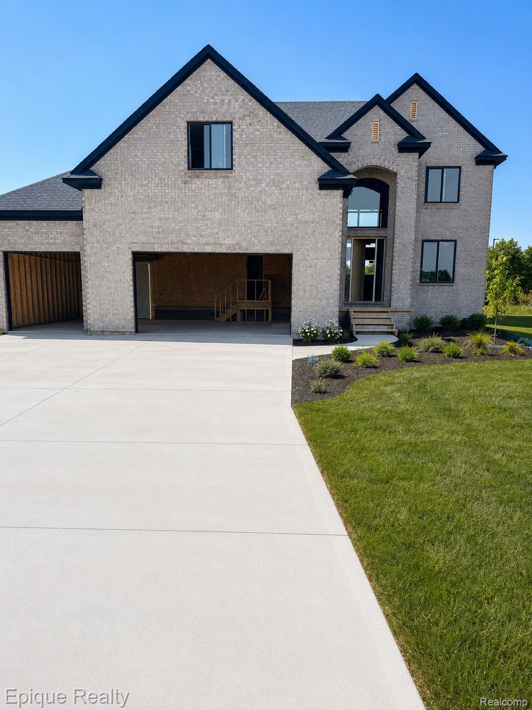 29760 Red Fox Lane Property Photo 1