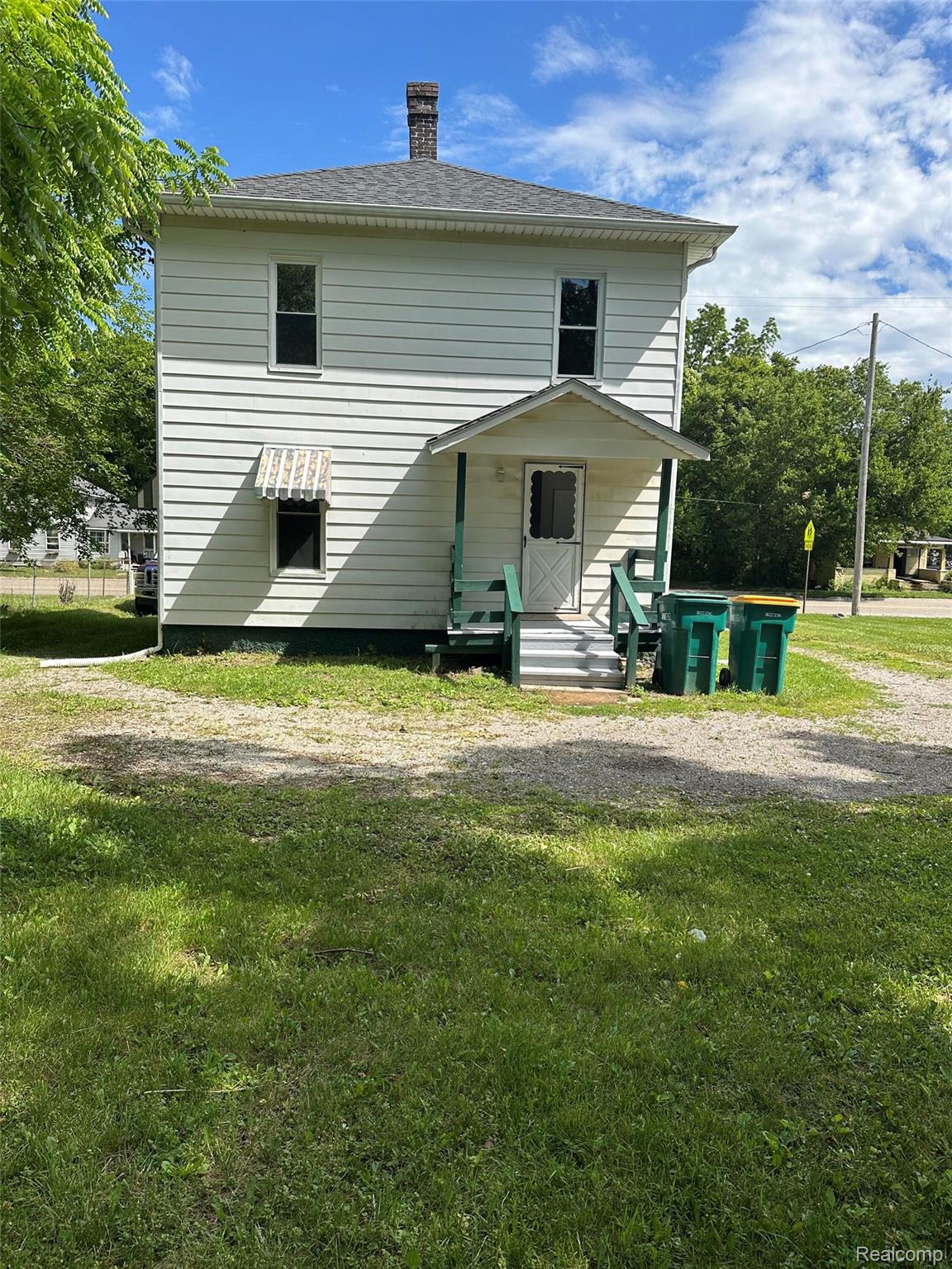 826 E Mount Morris Street Property Photo 7