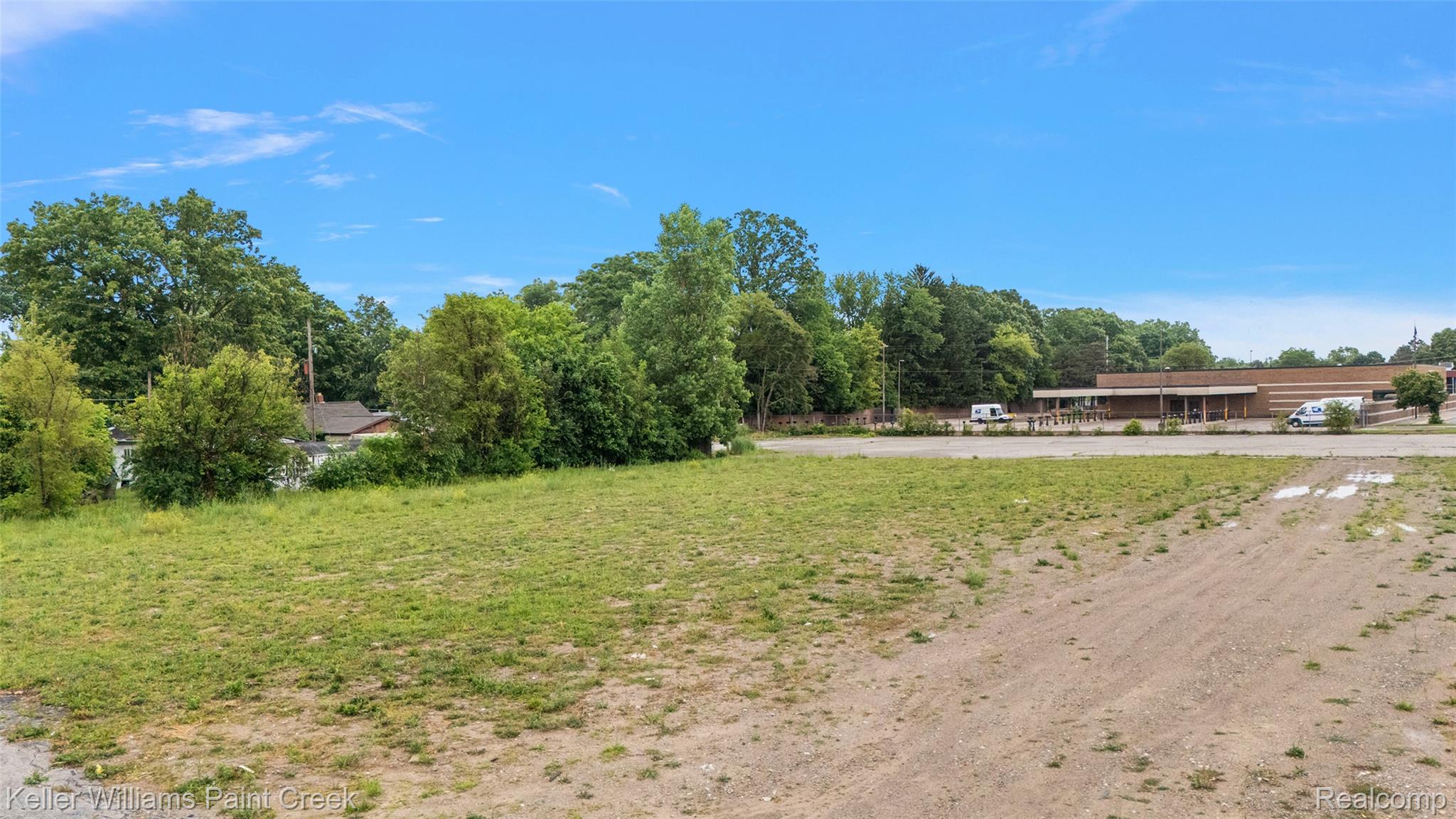 4403 Davison Road Property Photo 3