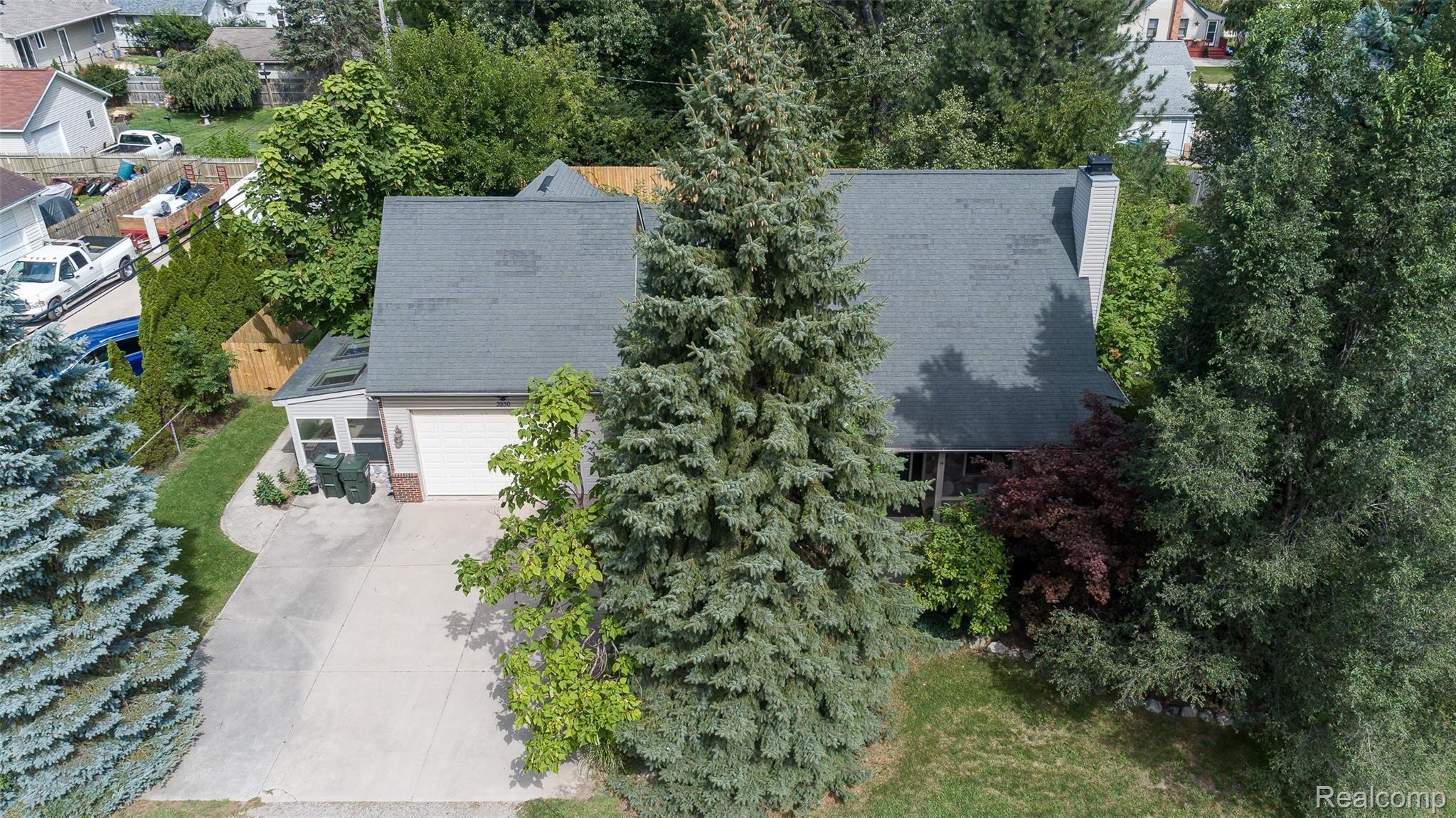3930 Dunning Road Property Photo 2