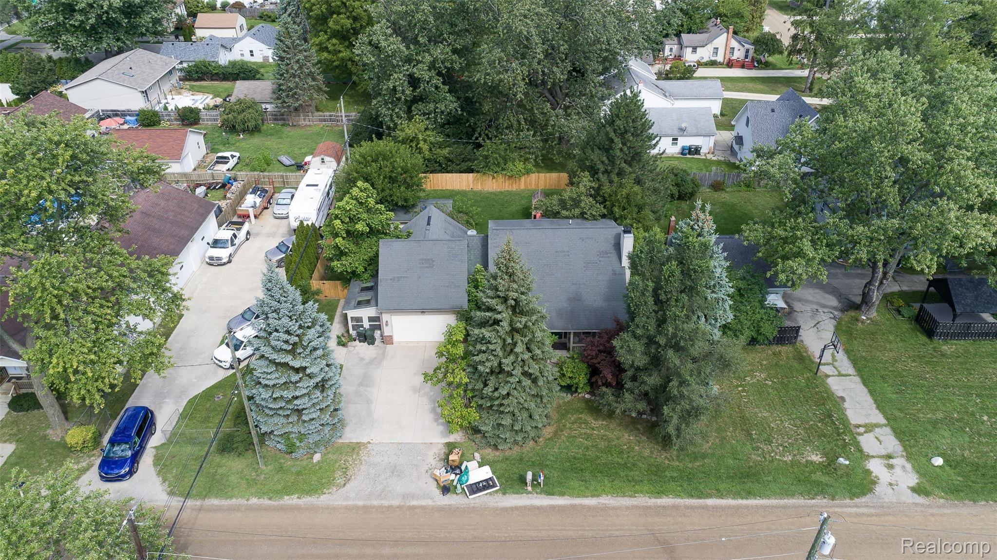 3930 Dunning Road Property Photo 3