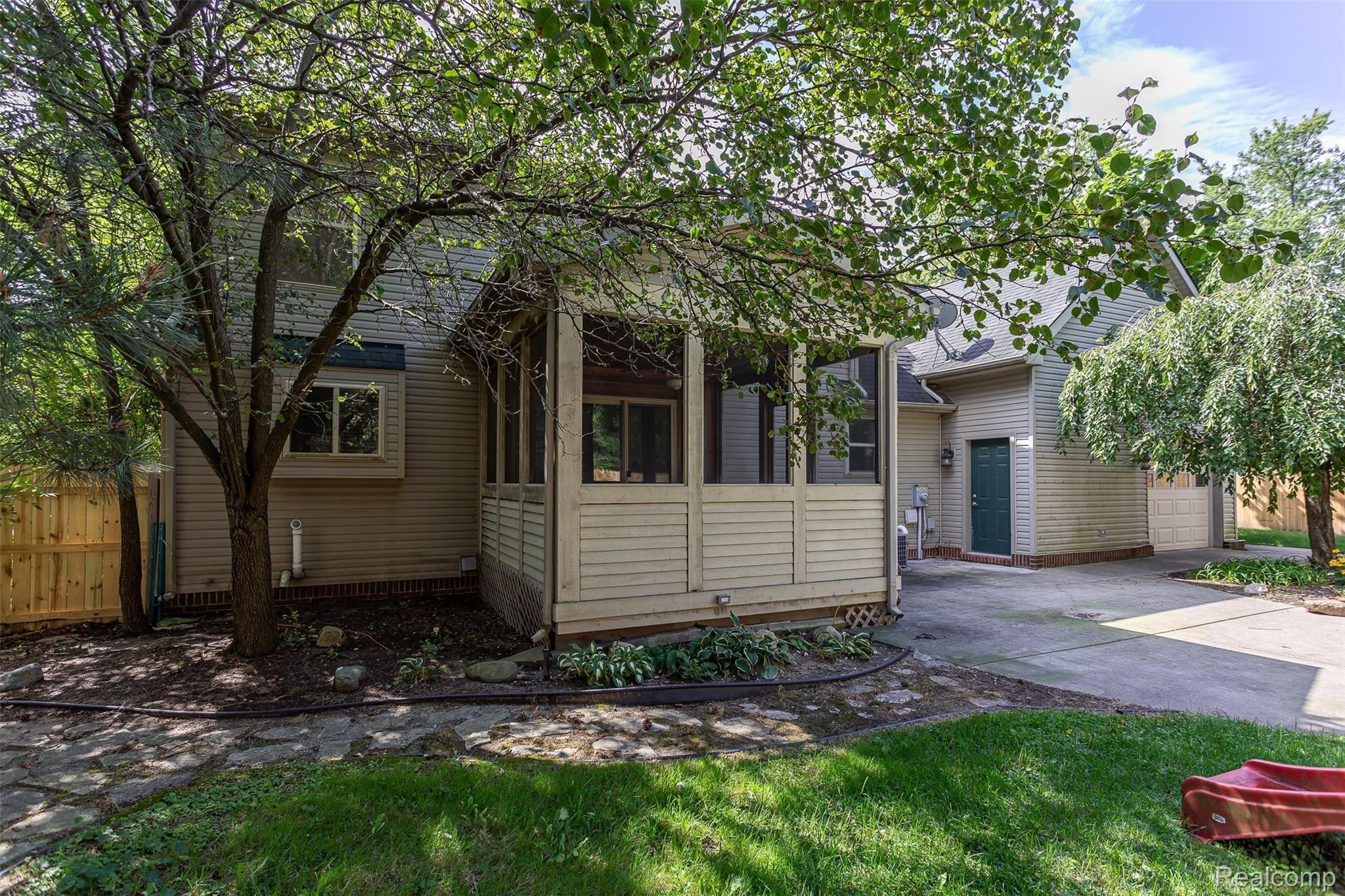 3930 Dunning Road Property Photo 7