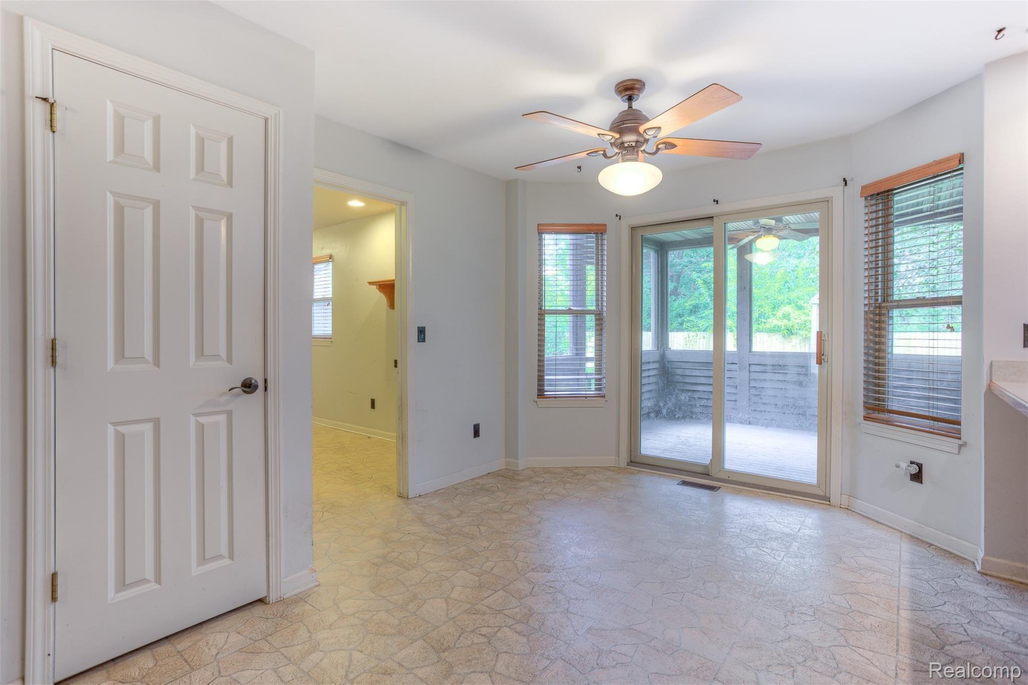 3930 Dunning Road Property Photo 25