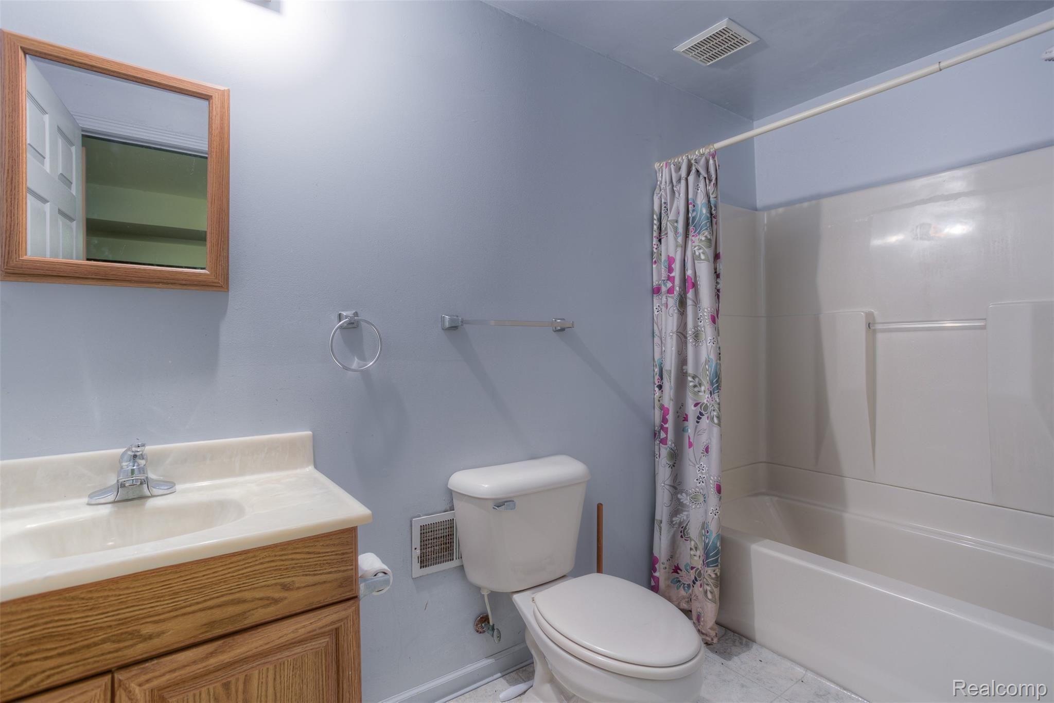 3930 Dunning Road Property Photo 33