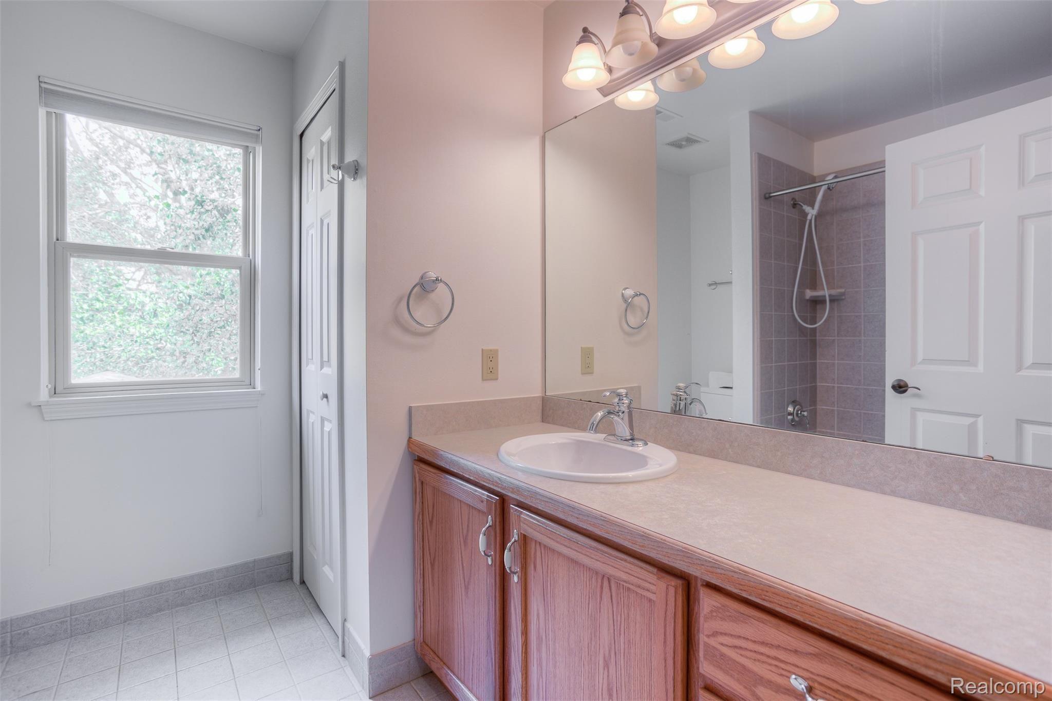 3930 Dunning Road Property Photo 35