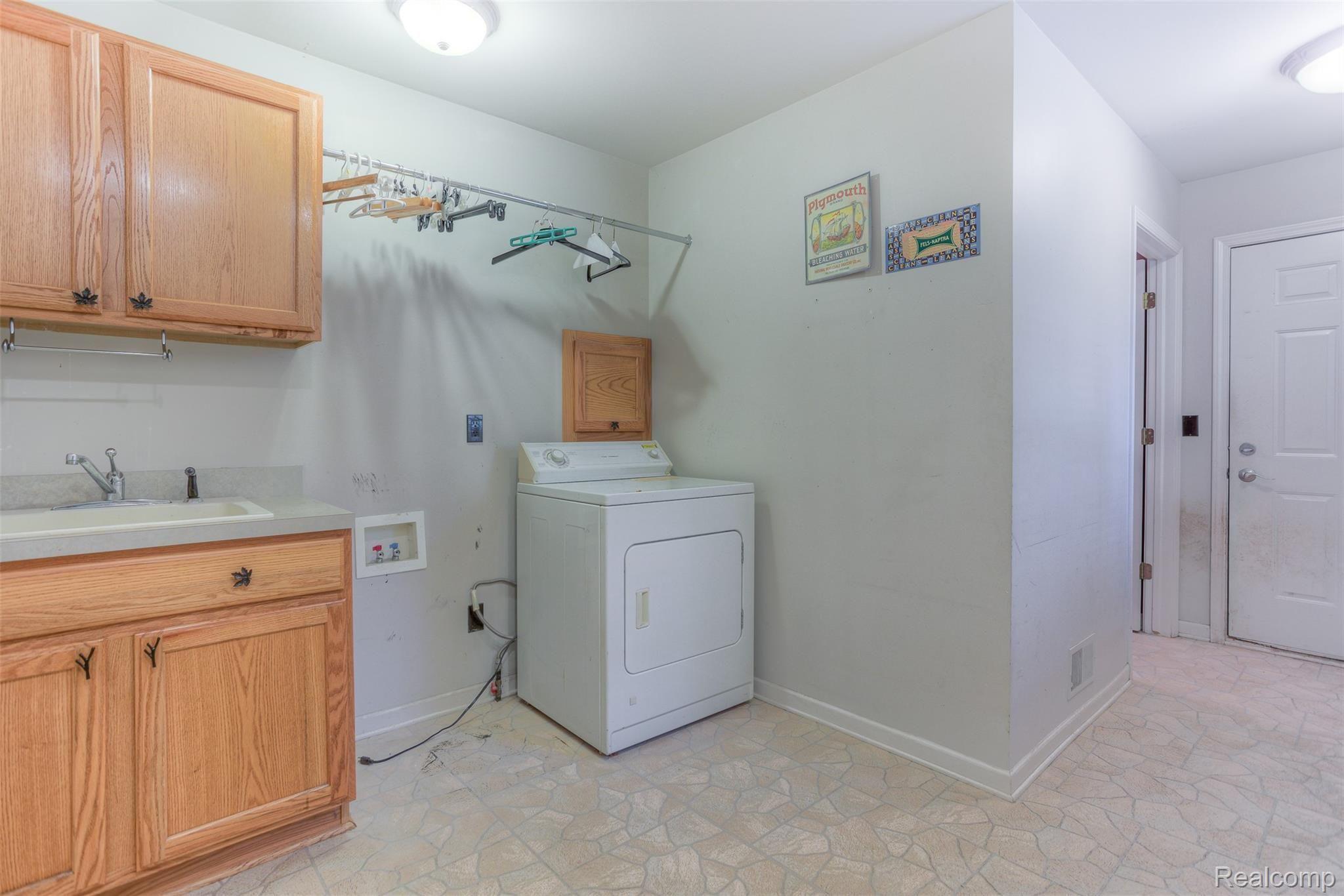 3930 Dunning Road Property Photo 41