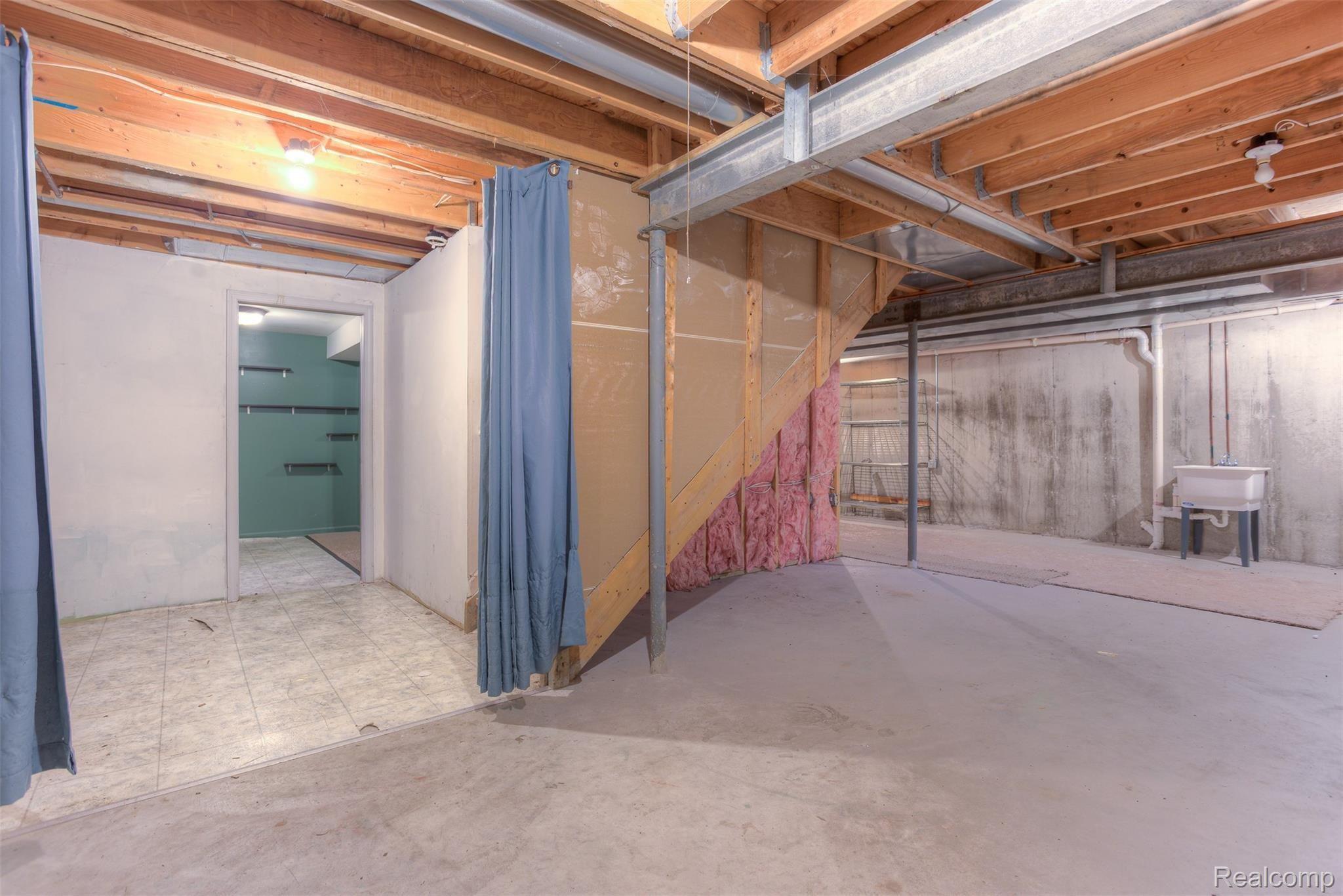 3930 Dunning Road Property Photo 45
