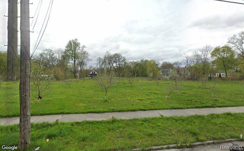221 S 14th Street Property Photo 1