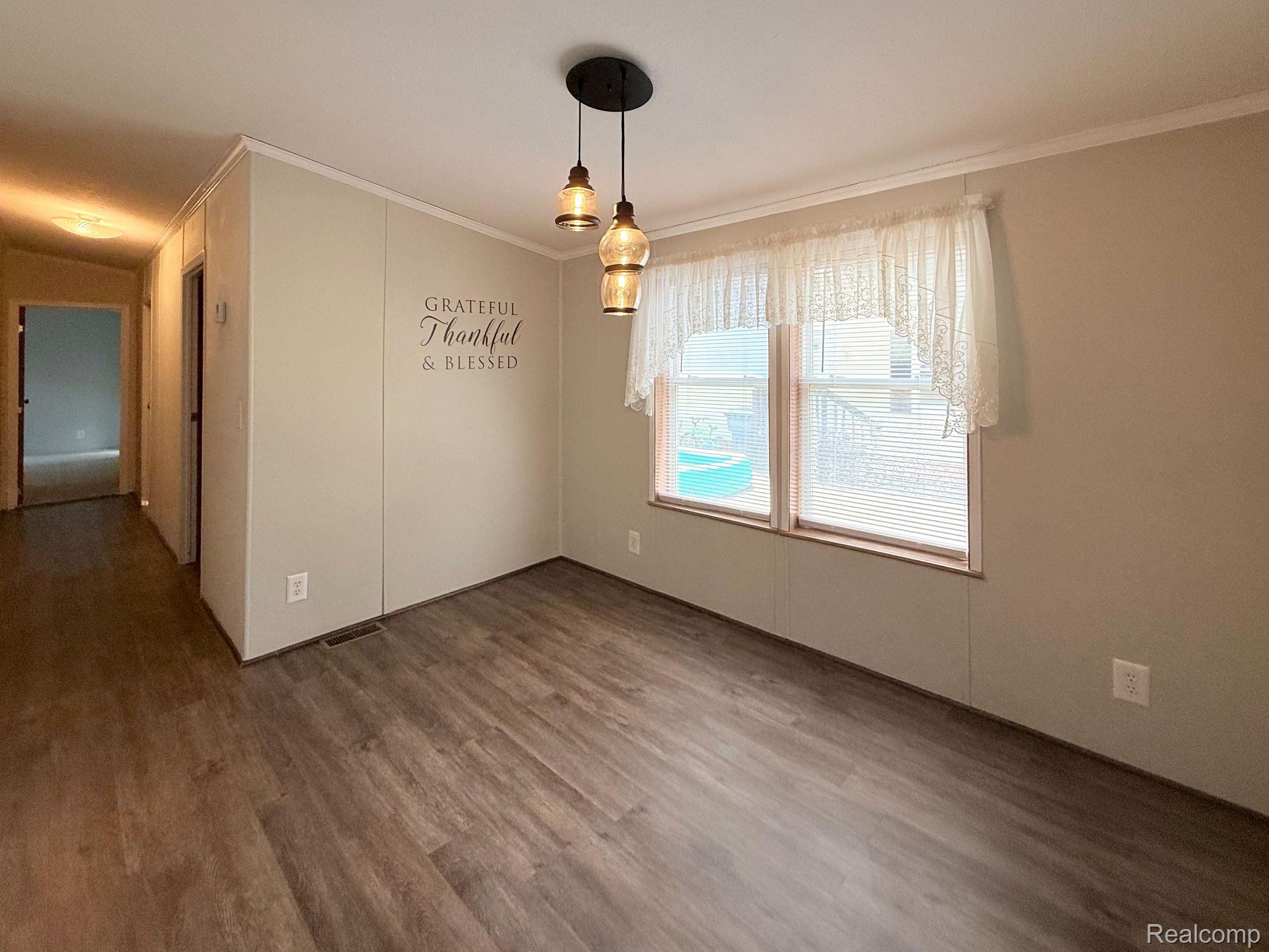 416 Raisin River Drive Property Photo 10