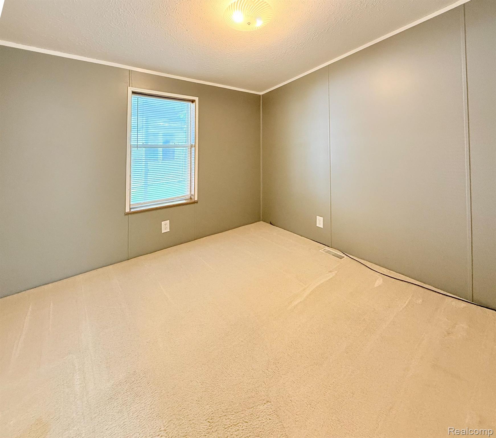 416 Raisin River Drive Property Photo 18