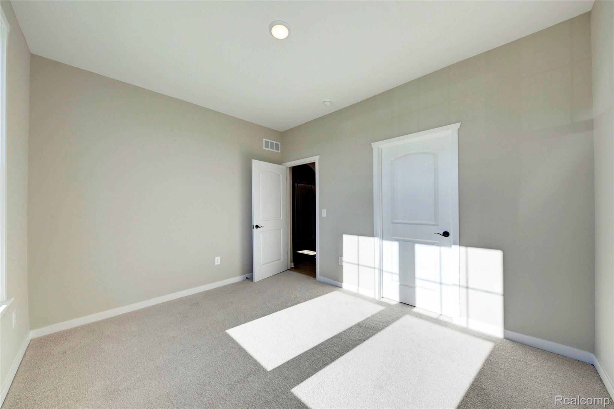 688 Round Rock Drive Property Photo 9