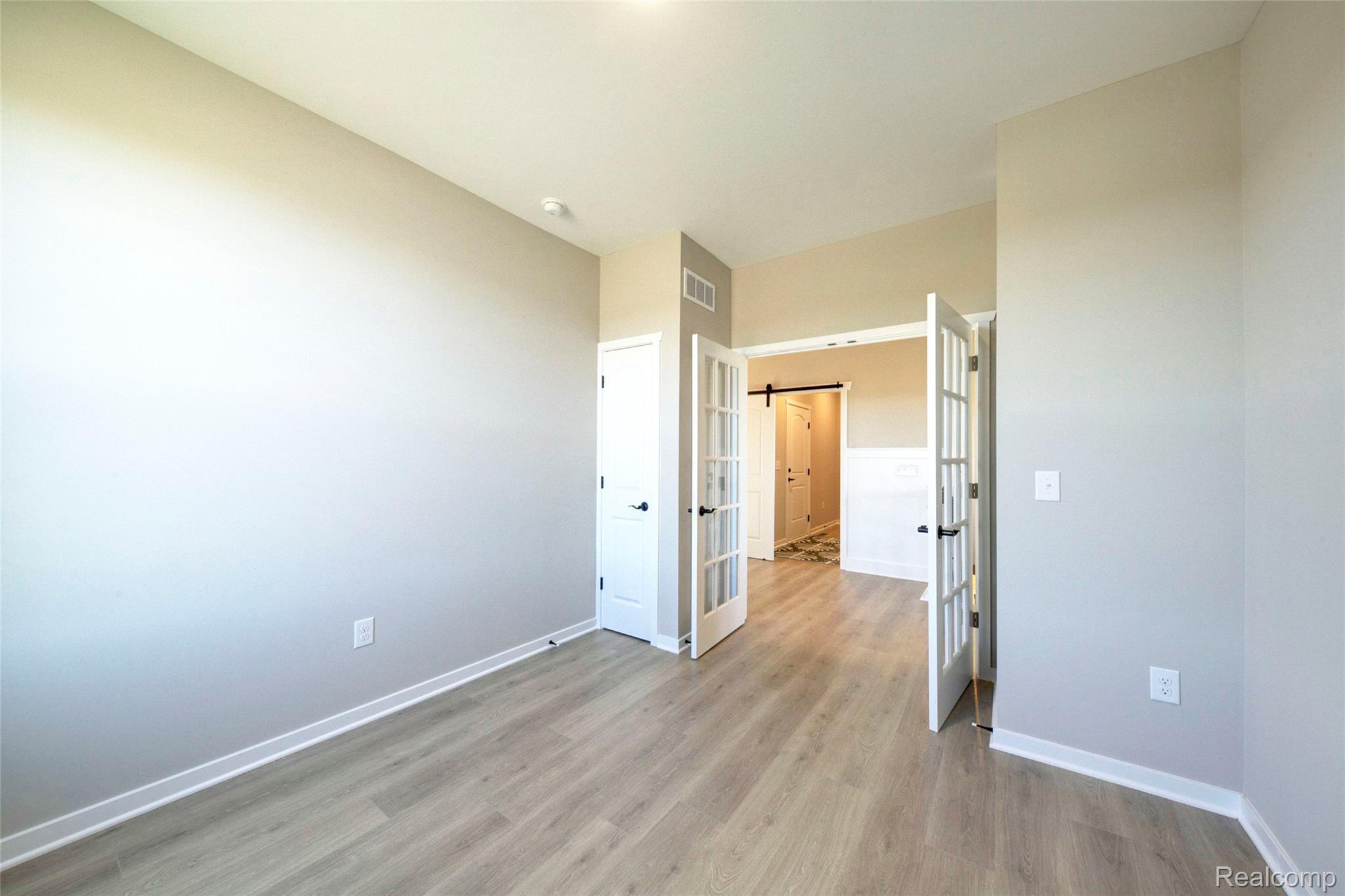688 Round Rock Drive Property Photo 18