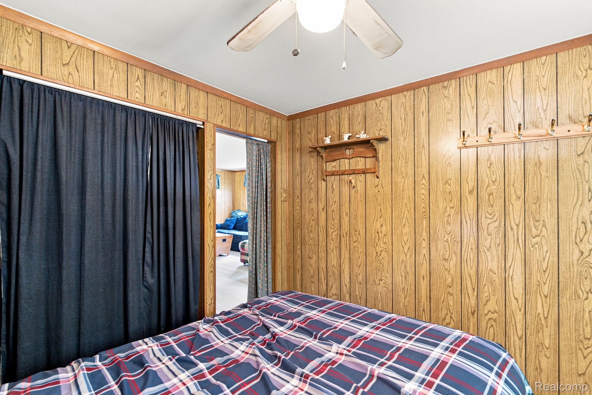 7496 Forest Drive Property Photo 21
