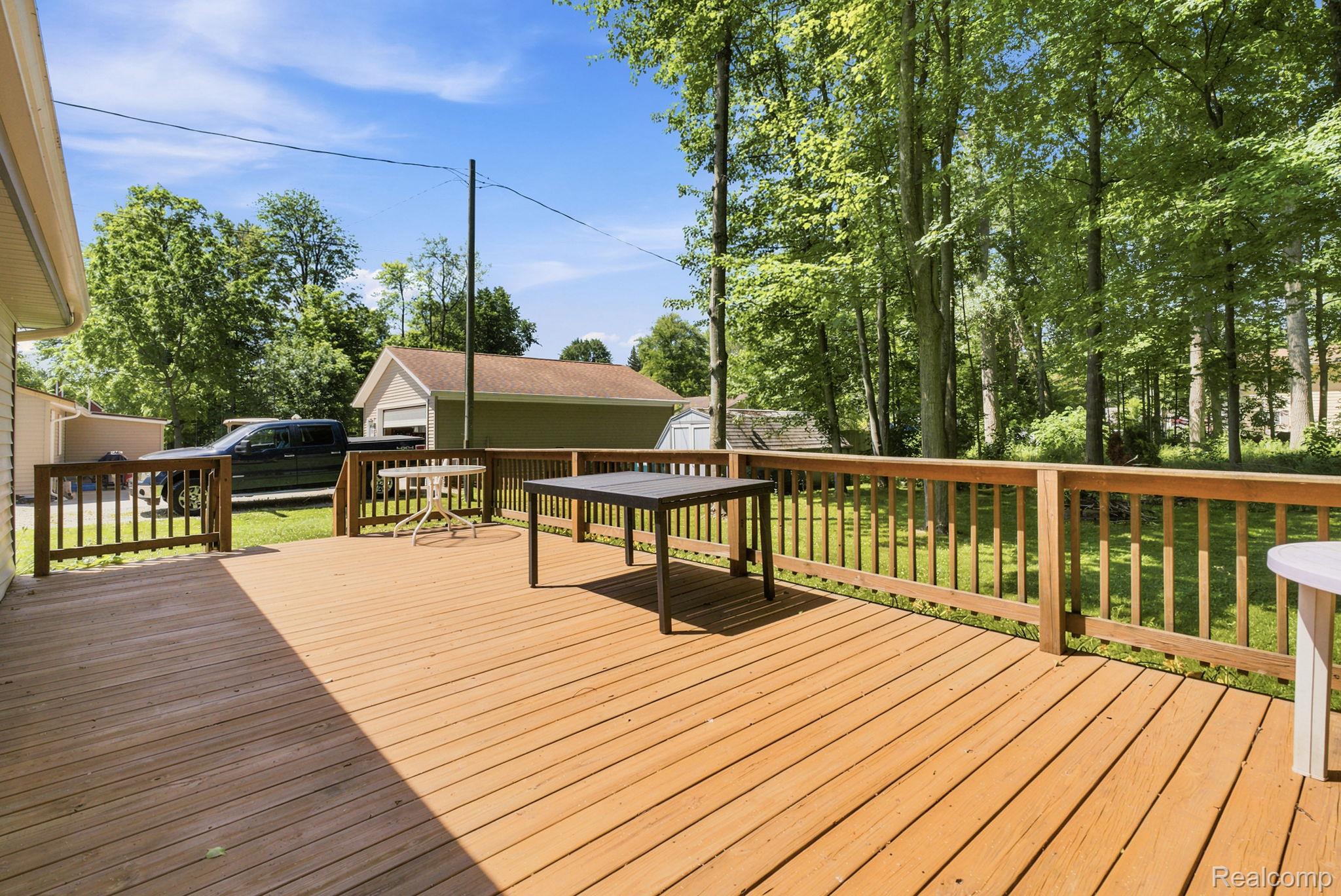 7496 Forest Drive Property Photo 29