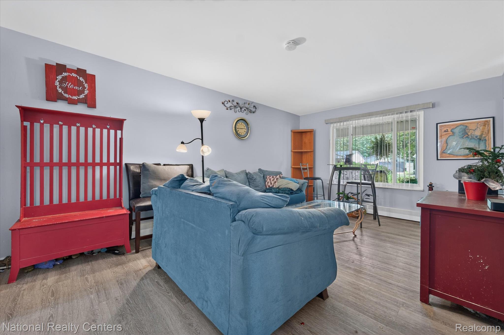 9472 Lakepointe Boulevard Property Photo 15