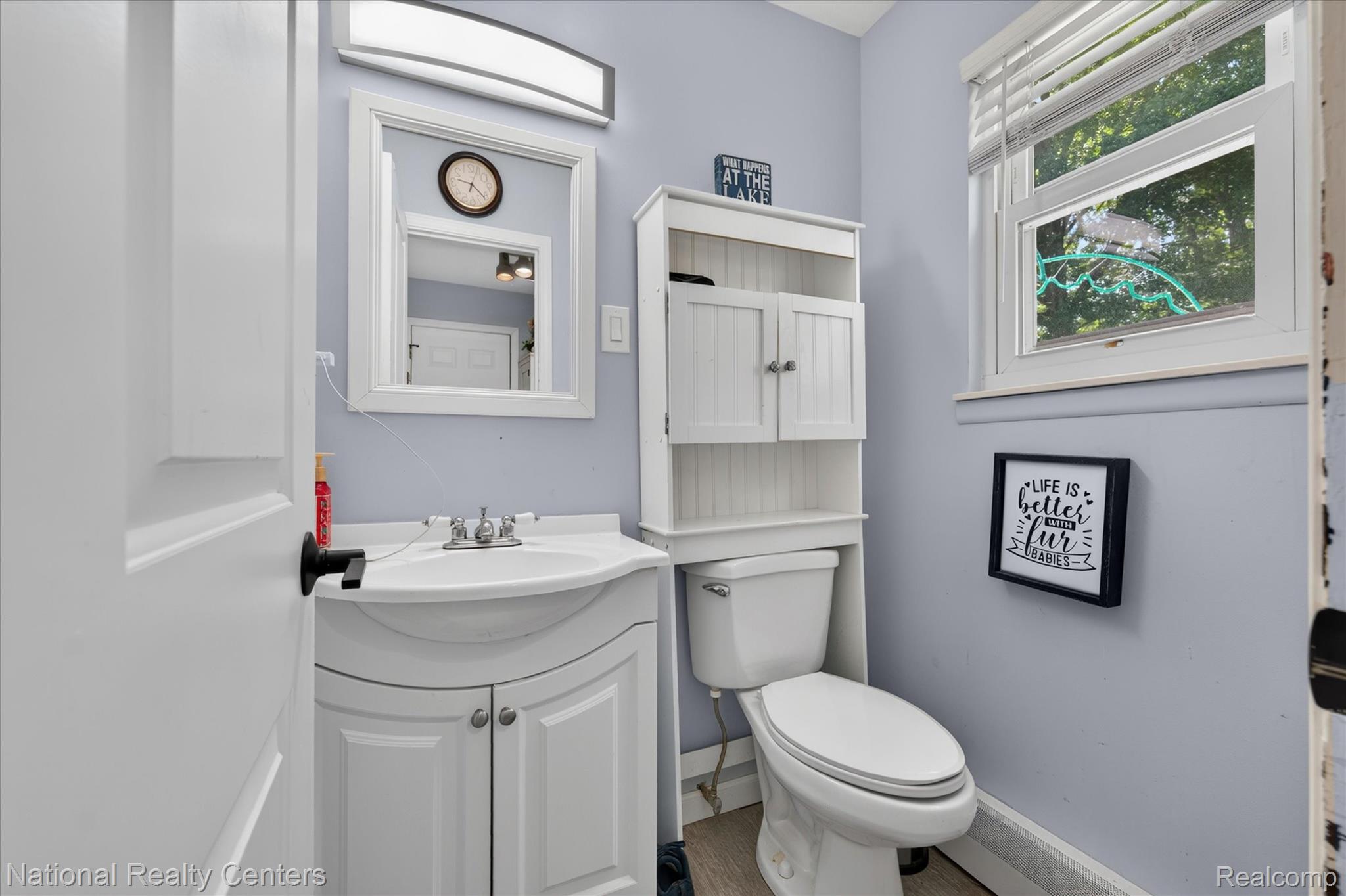 9472 Lakepointe Boulevard Property Photo 18