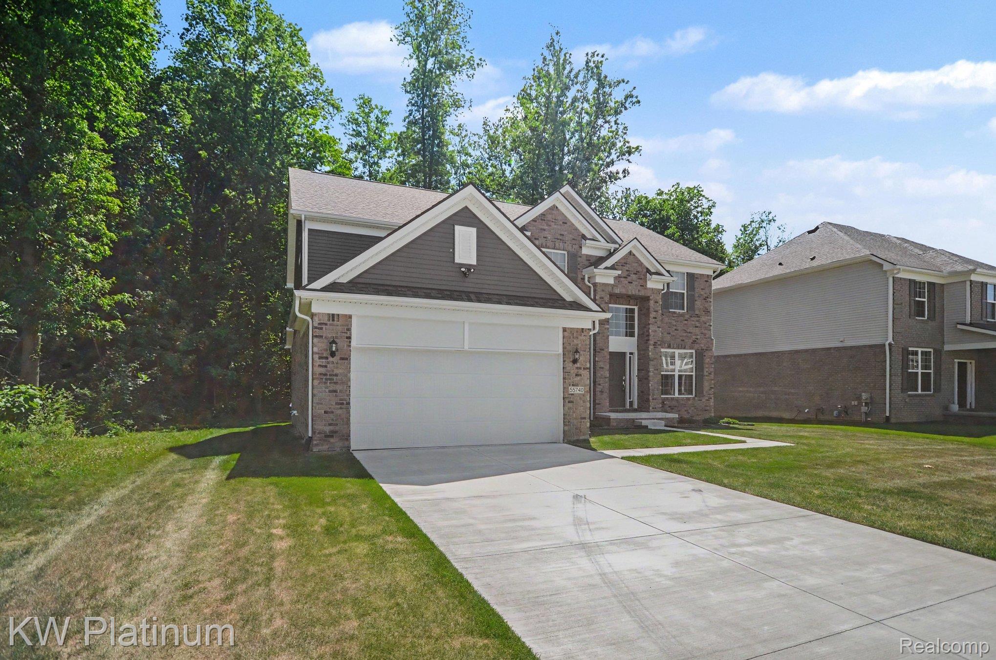 55740 Beacon Shore Drive Property Photo 3