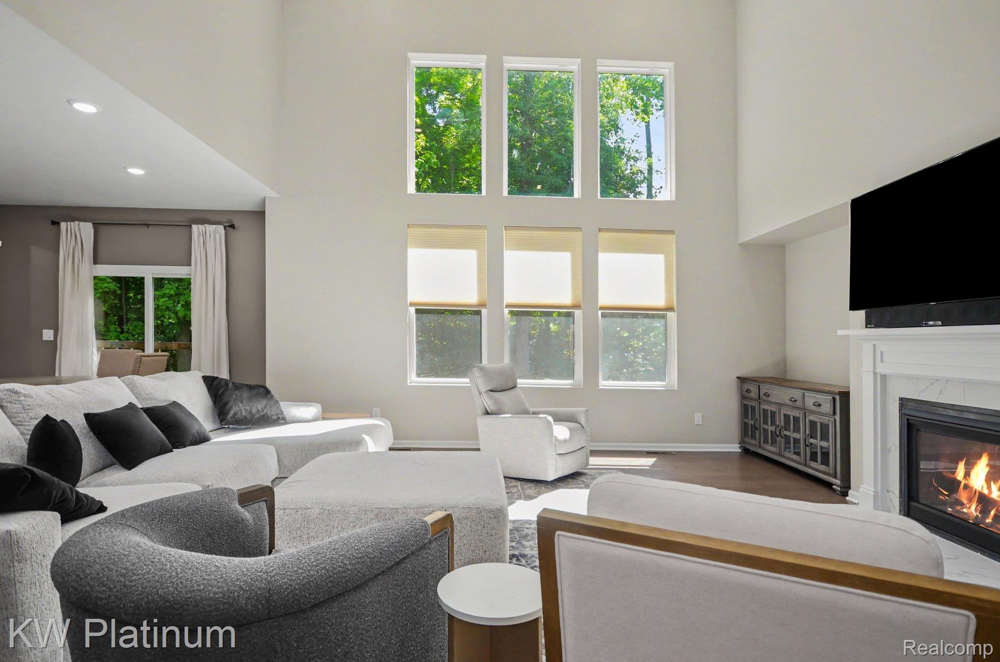 55740 Beacon Shore Drive Property Photo 10