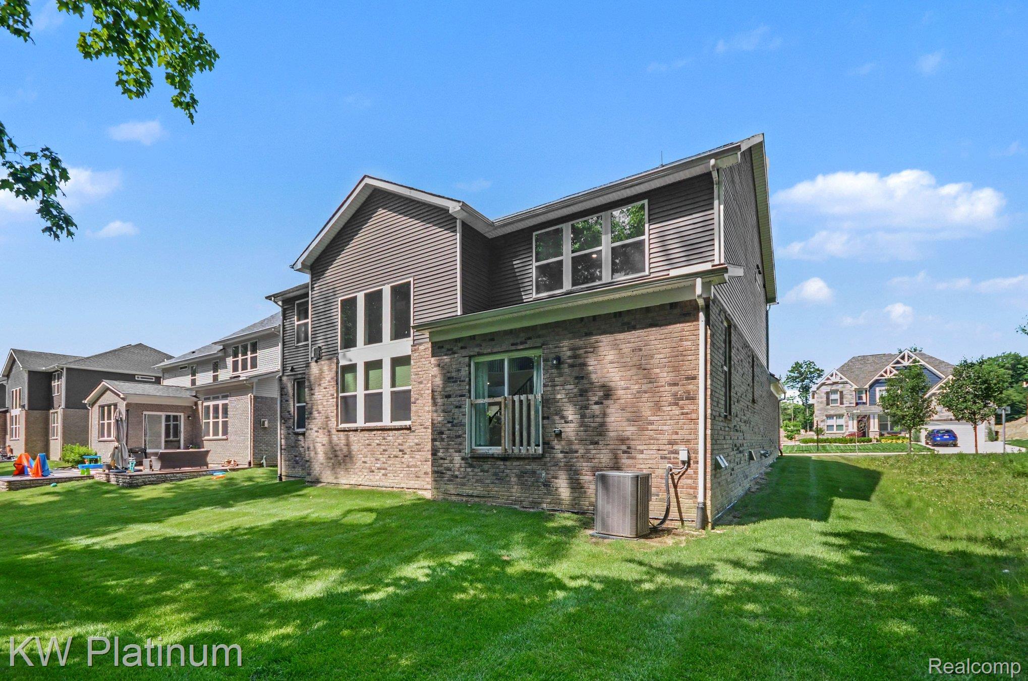 55740 Beacon Shore Drive Property Photo 37