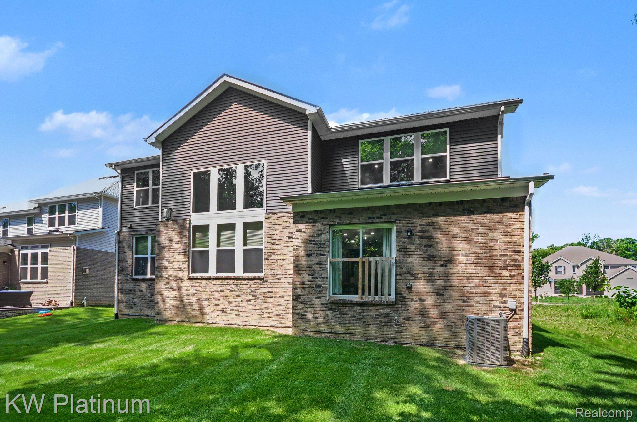55740 Beacon Shore Drive Property Photo 38