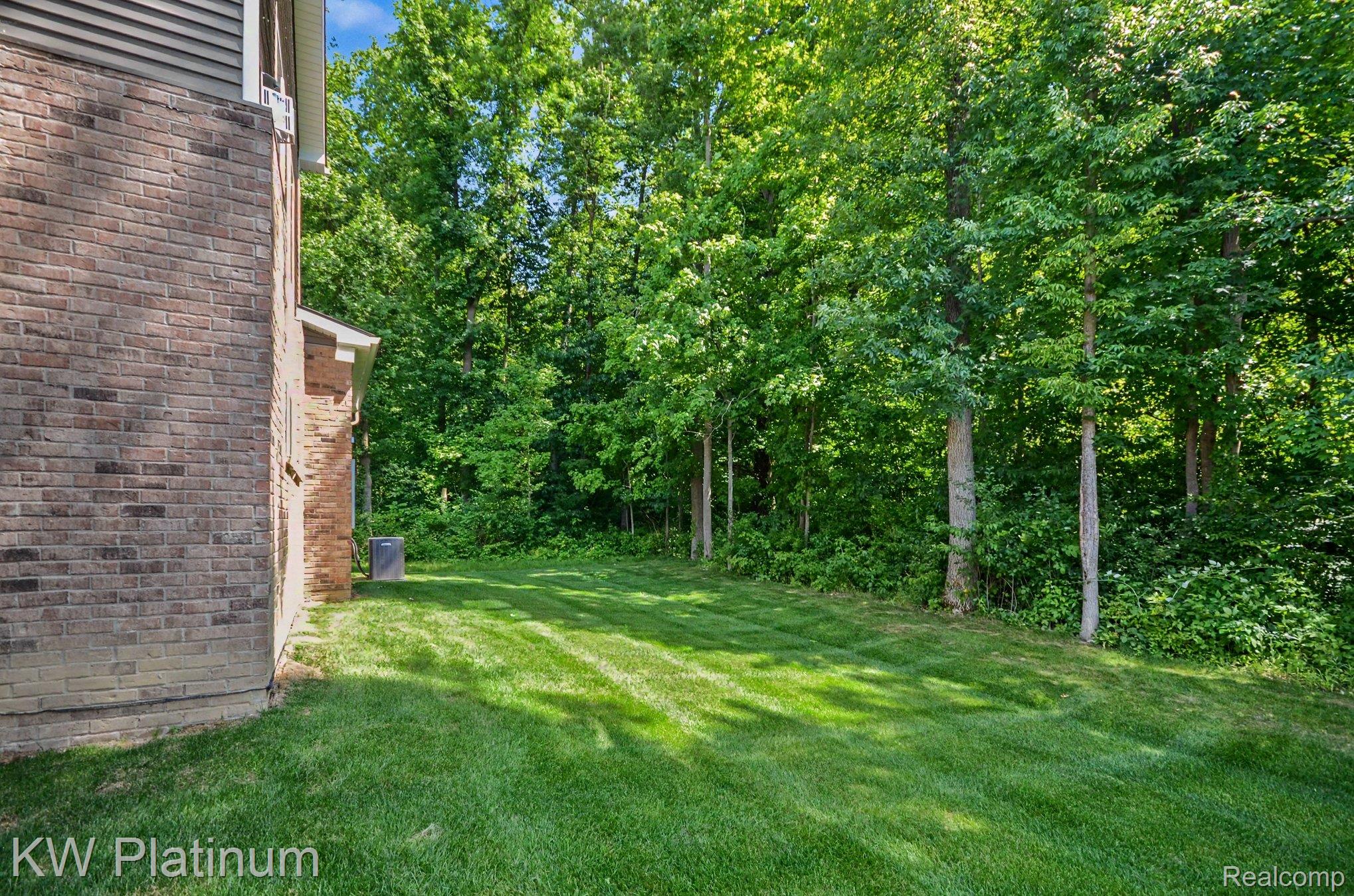 55740 Beacon Shore Drive Property Photo 43