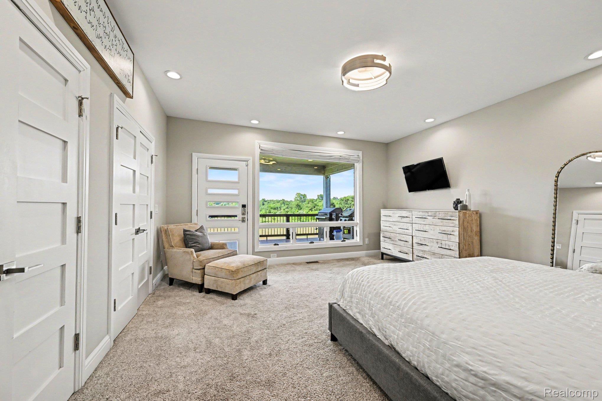 2943 Sleeth Road Property Photo 18