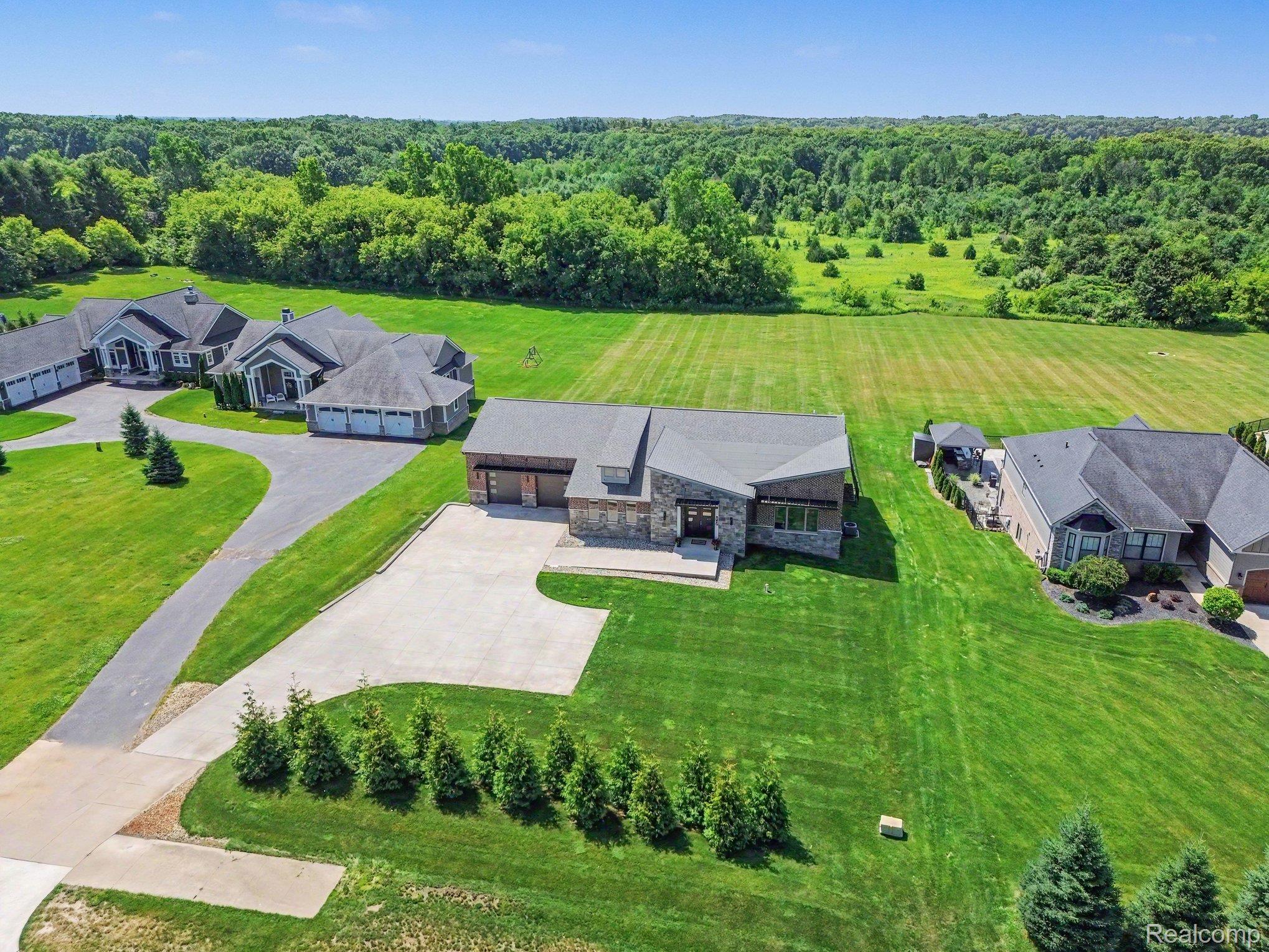 2943 Sleeth Road Property Photo 47