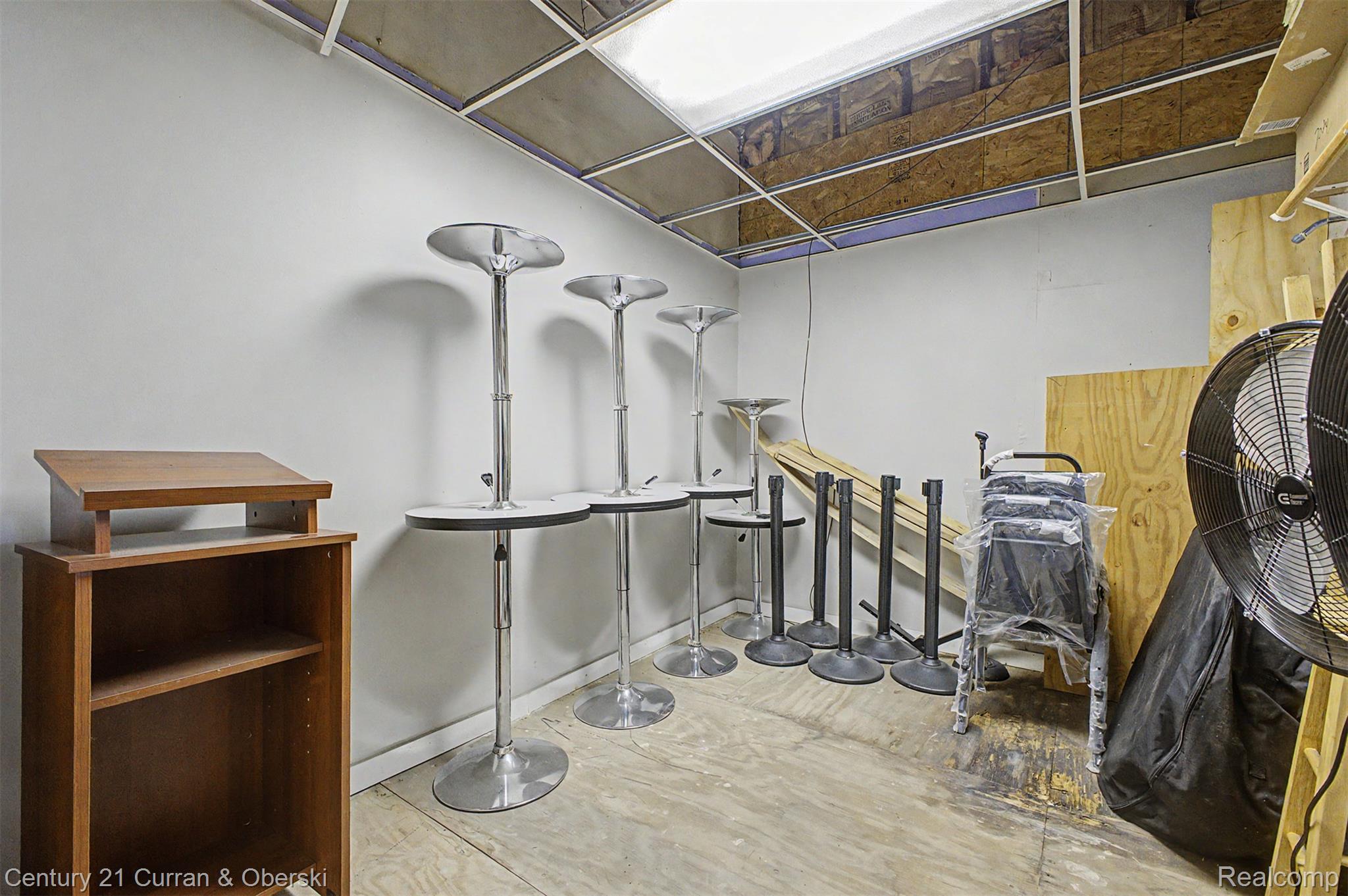 10249 W Jefferson Avenue Property Photo 24