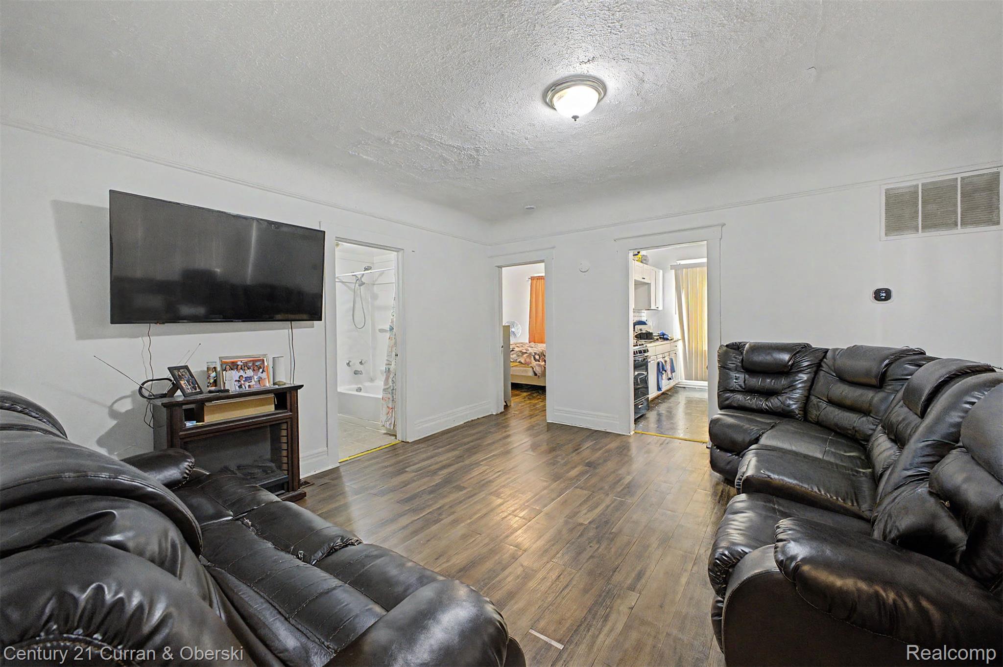 10249 W Jefferson Avenue Property Photo 33