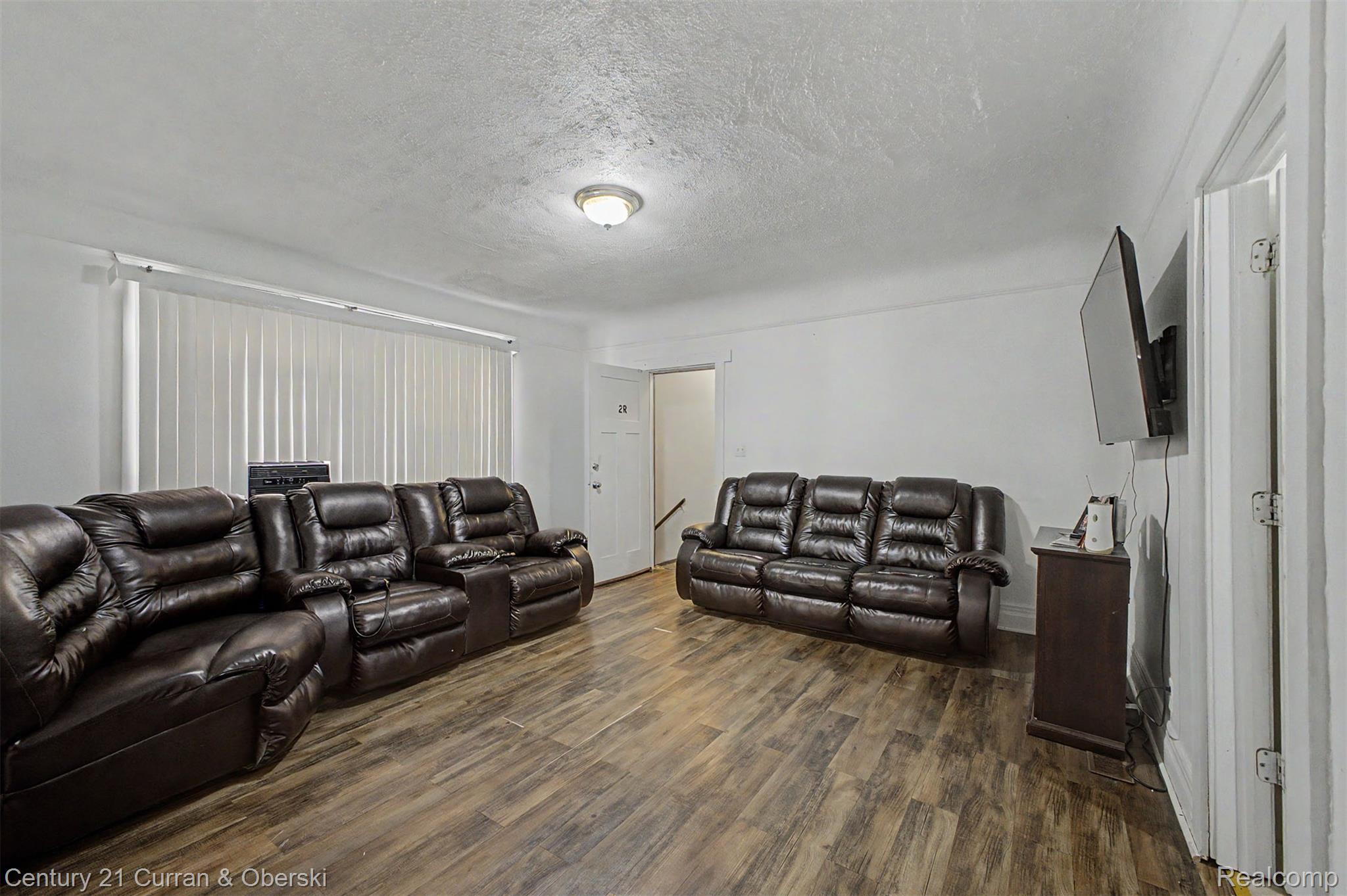 10249 W Jefferson Avenue Property Photo 35