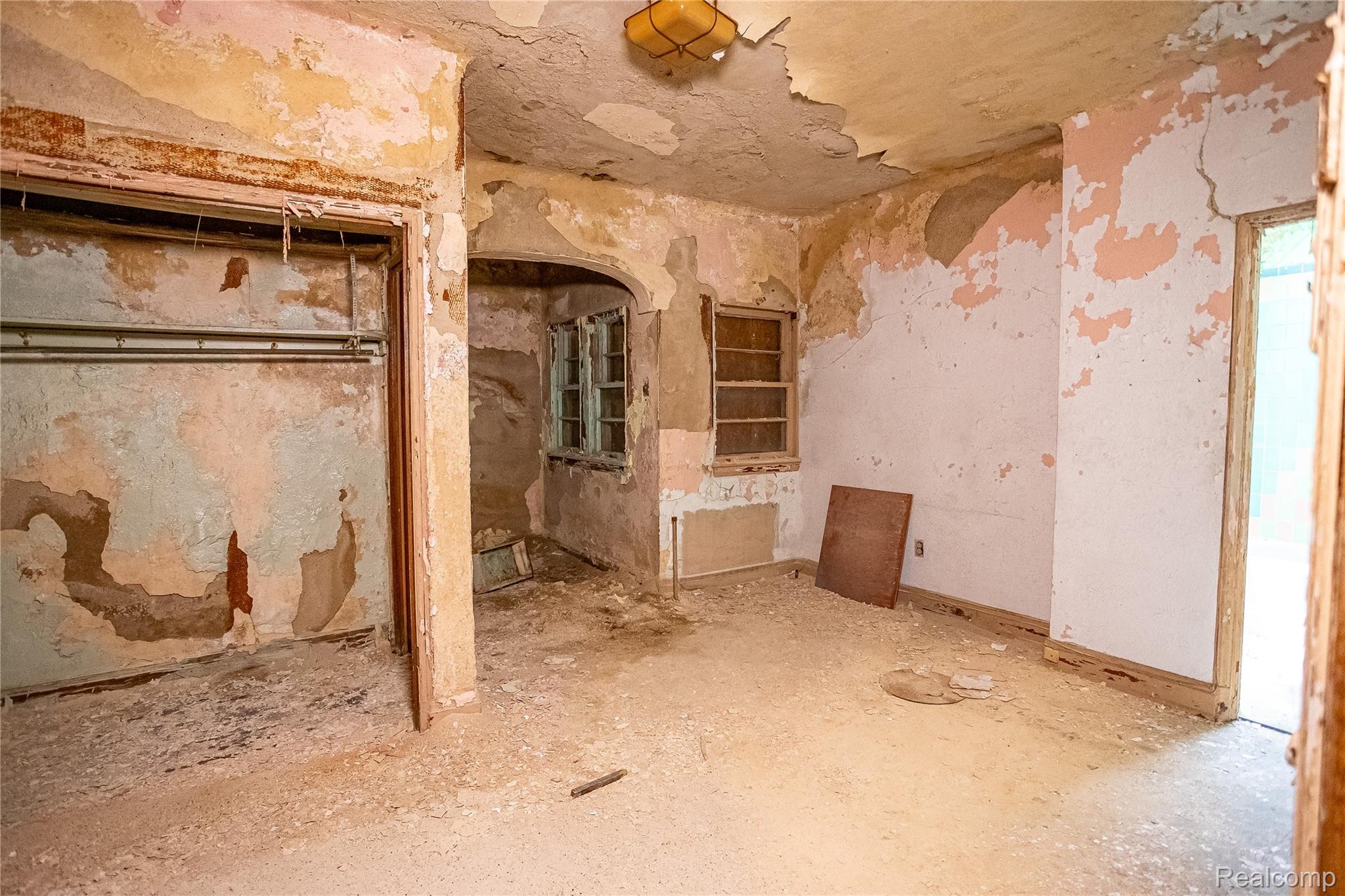 440 Michigan Avenue Property Photo 30