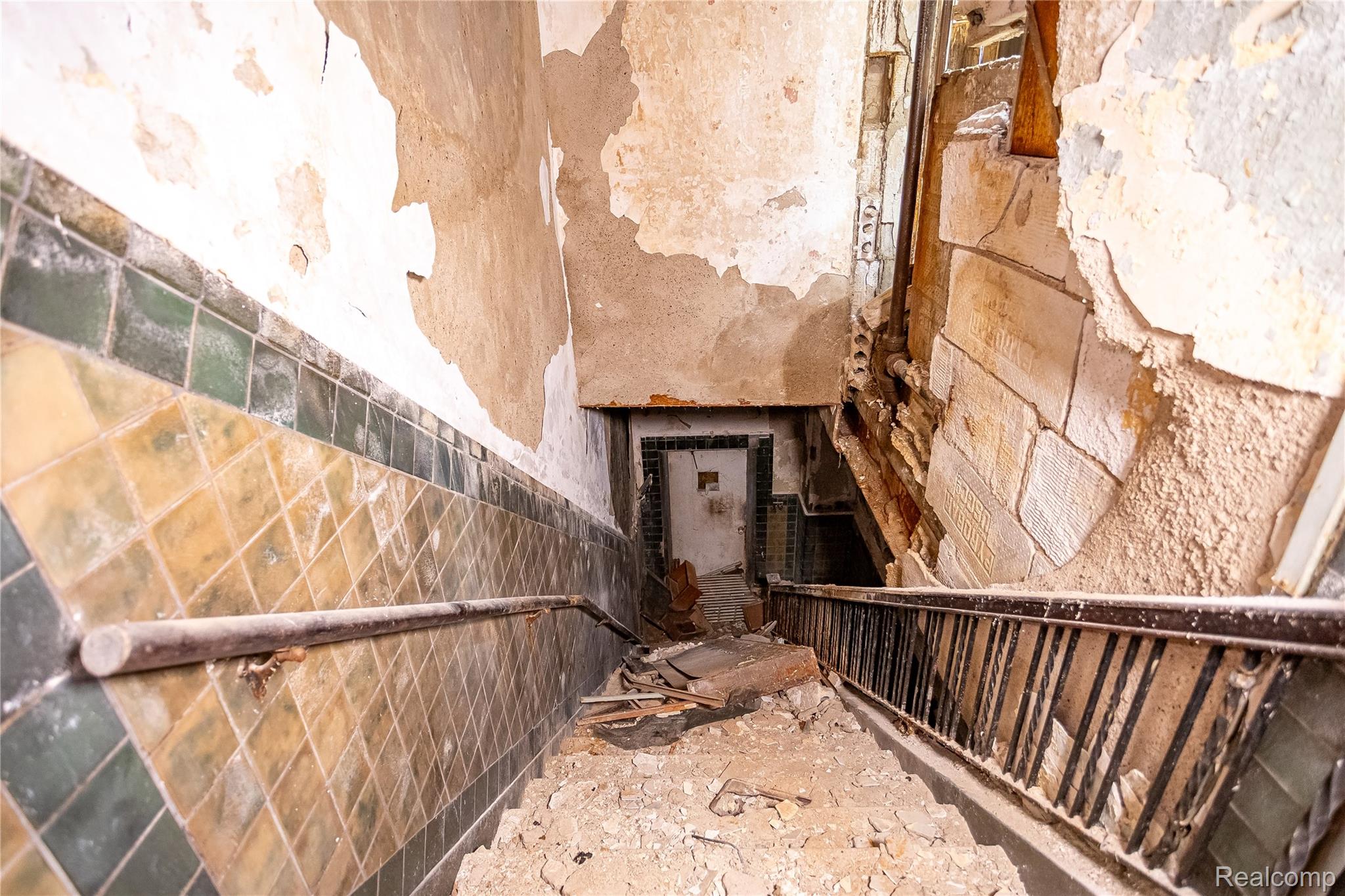 440 Michigan Avenue Property Photo 39