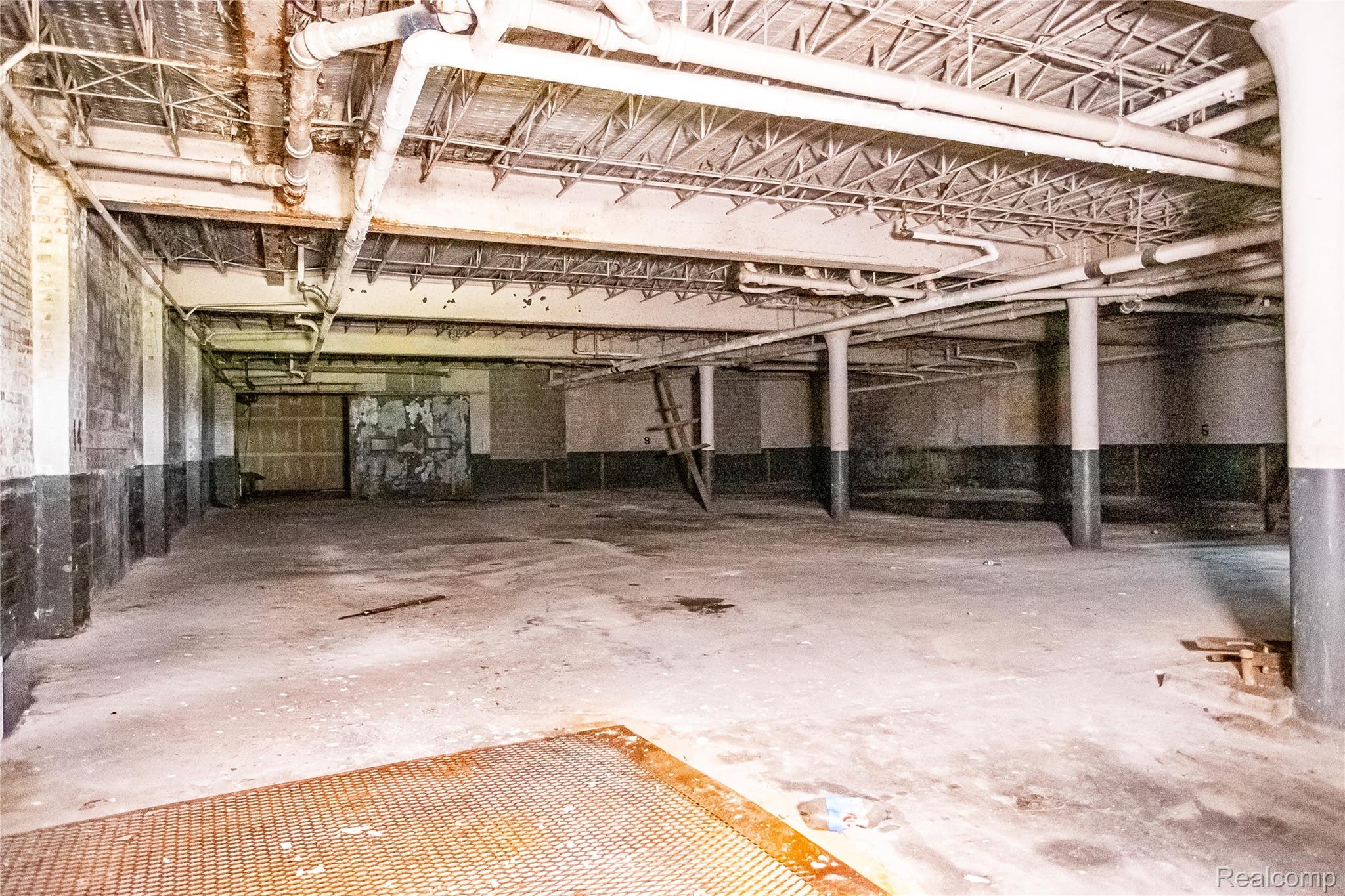 440 Michigan Avenue Property Photo 44