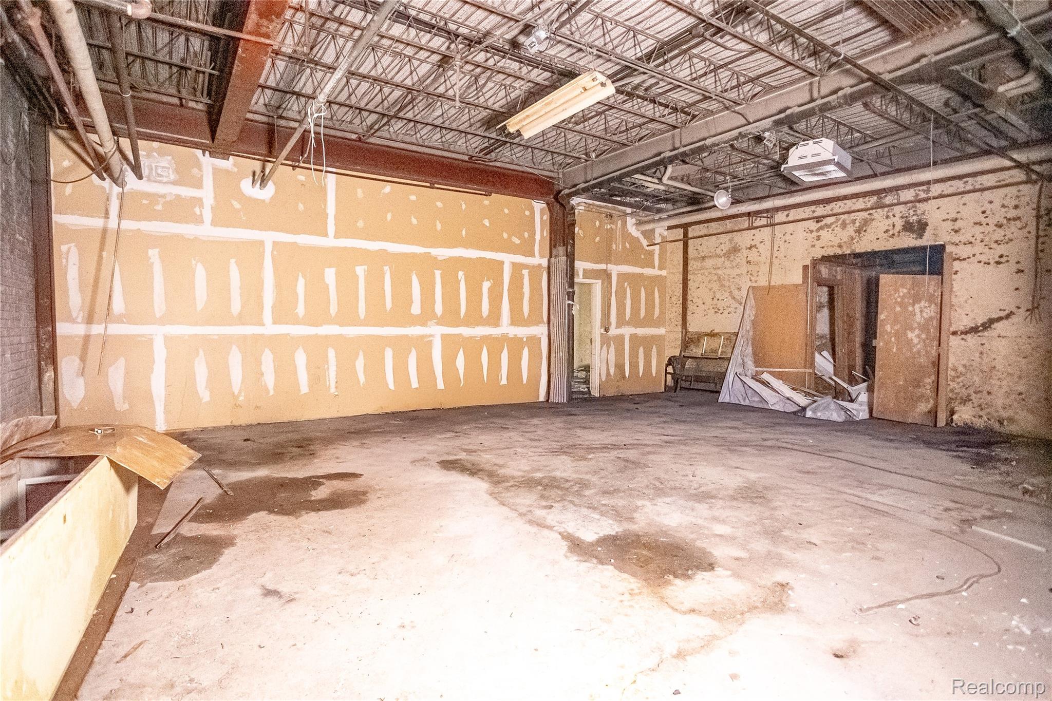 440 Michigan Avenue Property Photo 47