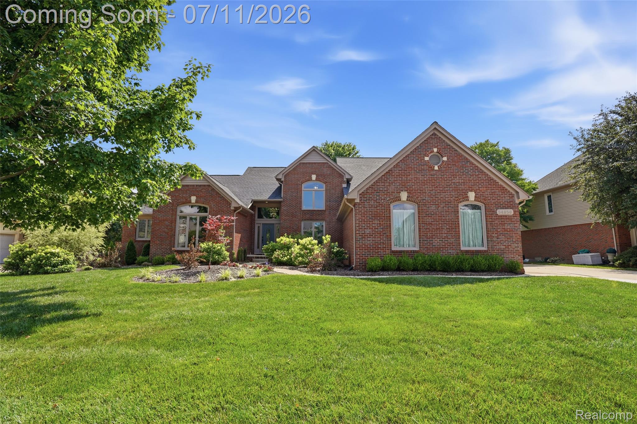 54856 Whitby Way Property Photo 2