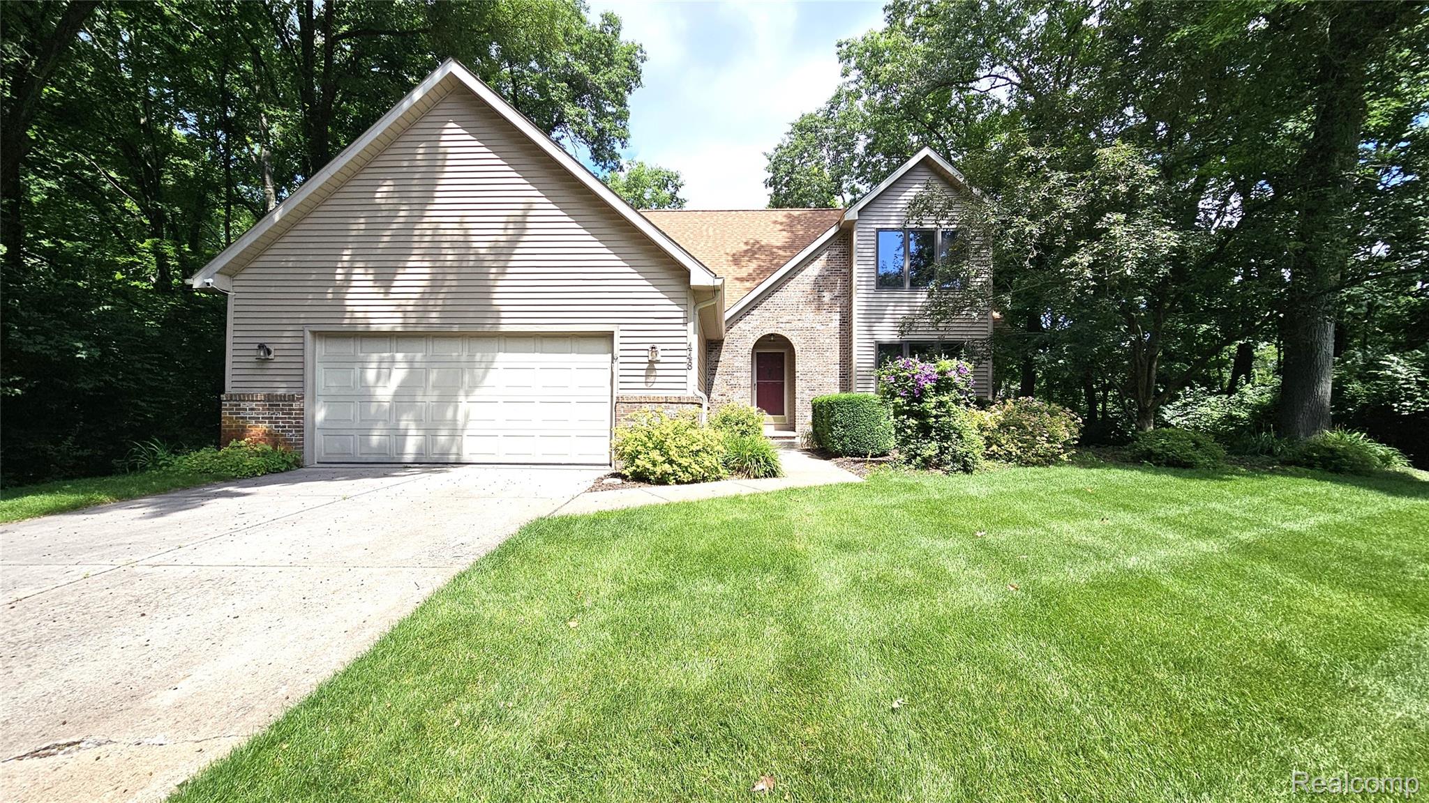 448 Fairwood Road Property Photo 1