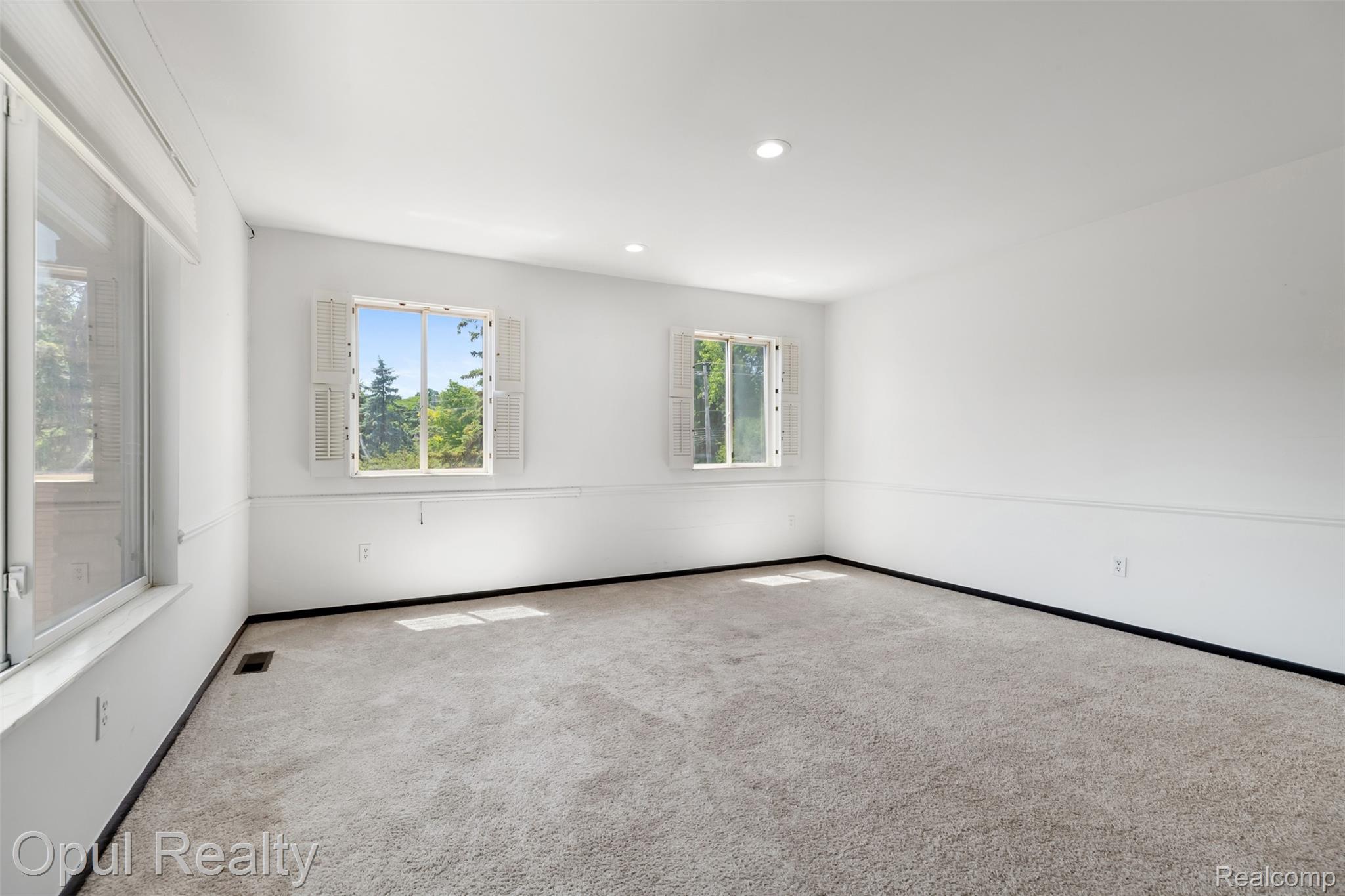 3961 Chablis Street Property Photo 20